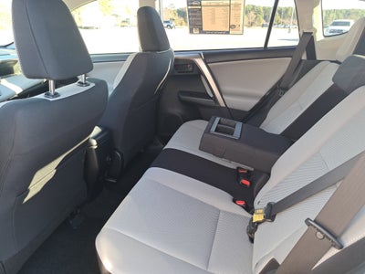 2018 Toyota RAV4 Hybrid LE