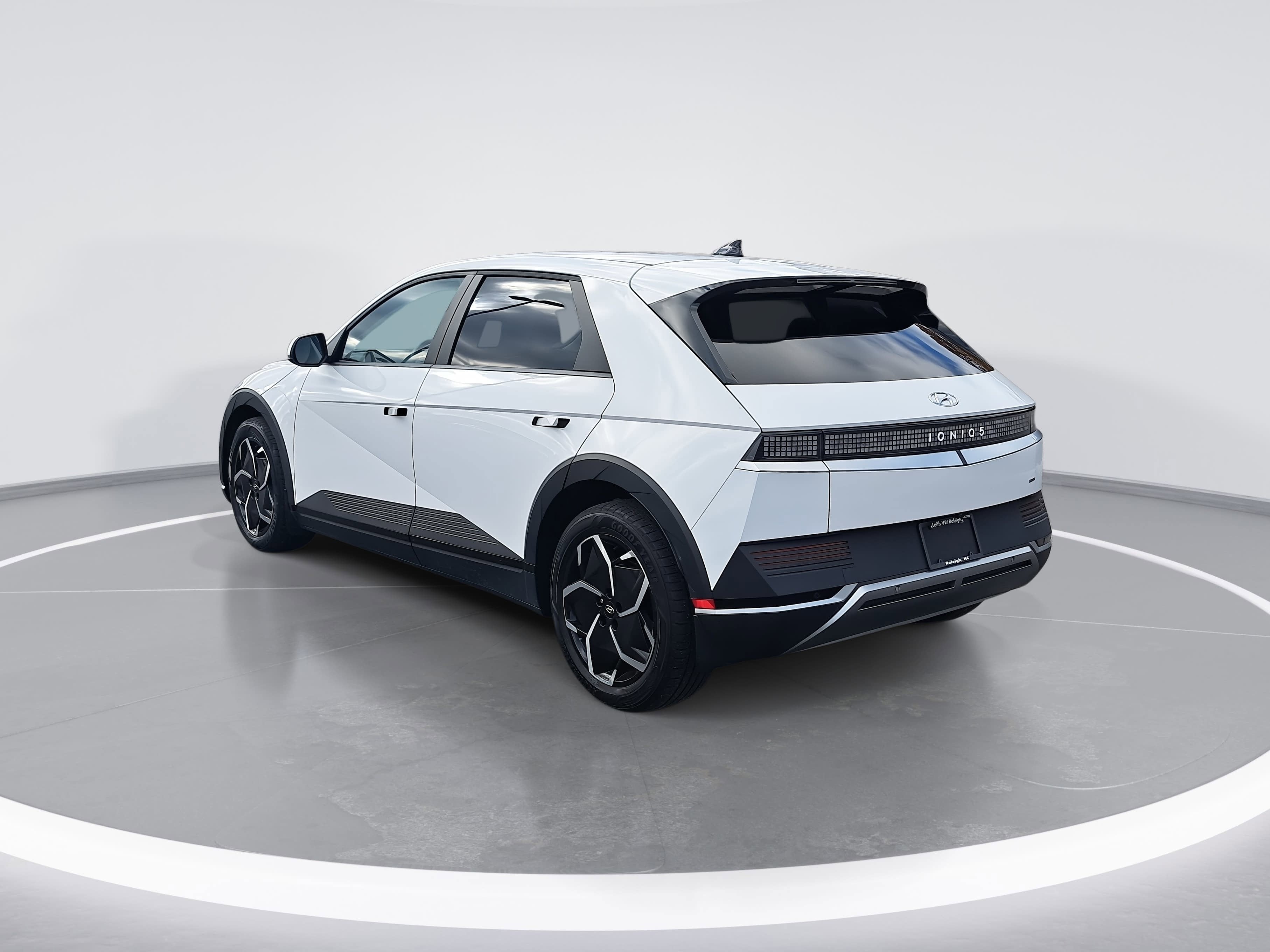 2022 Hyundai IONIQ 5 SEL