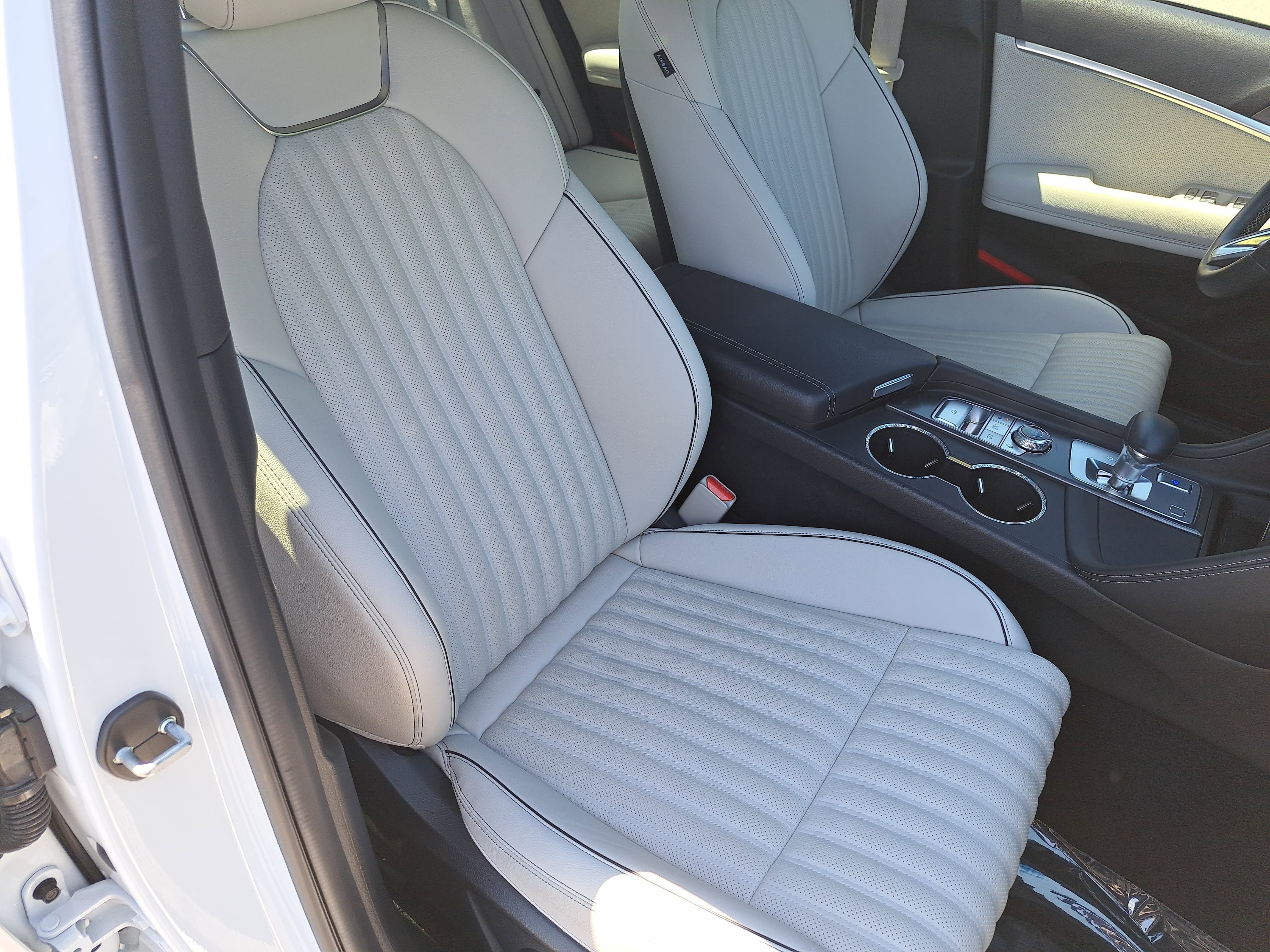 2024 Genesis G70 2.5T