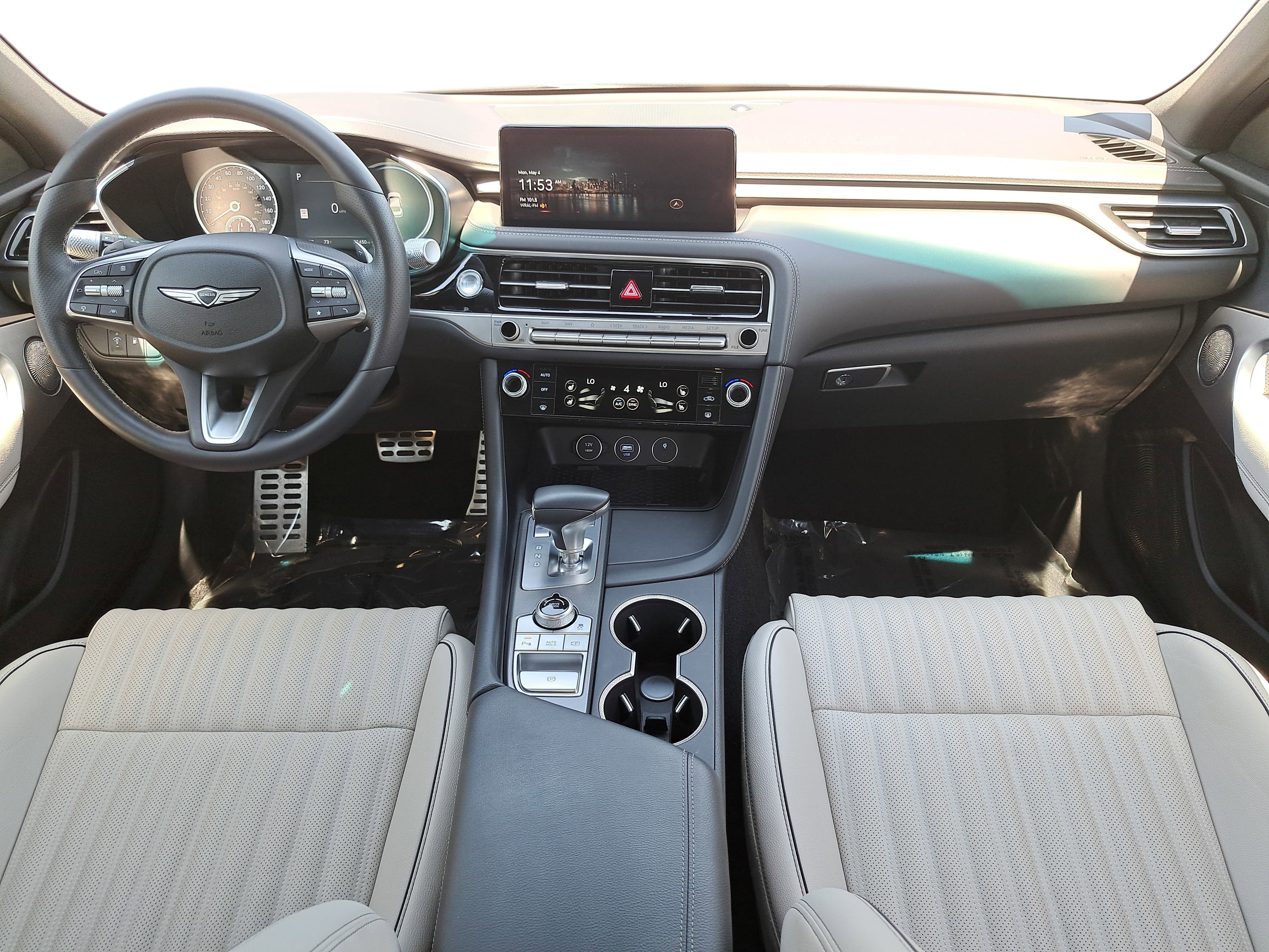 2024 Genesis G70 2.5T