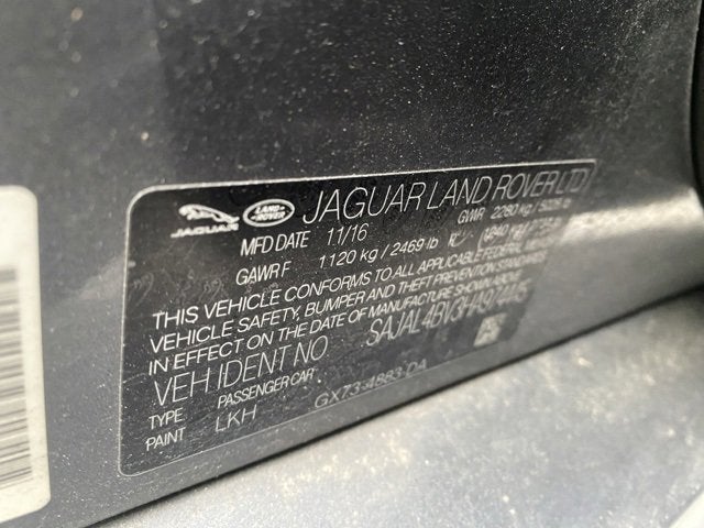 2017 Jaguar XE 35t R-Sport