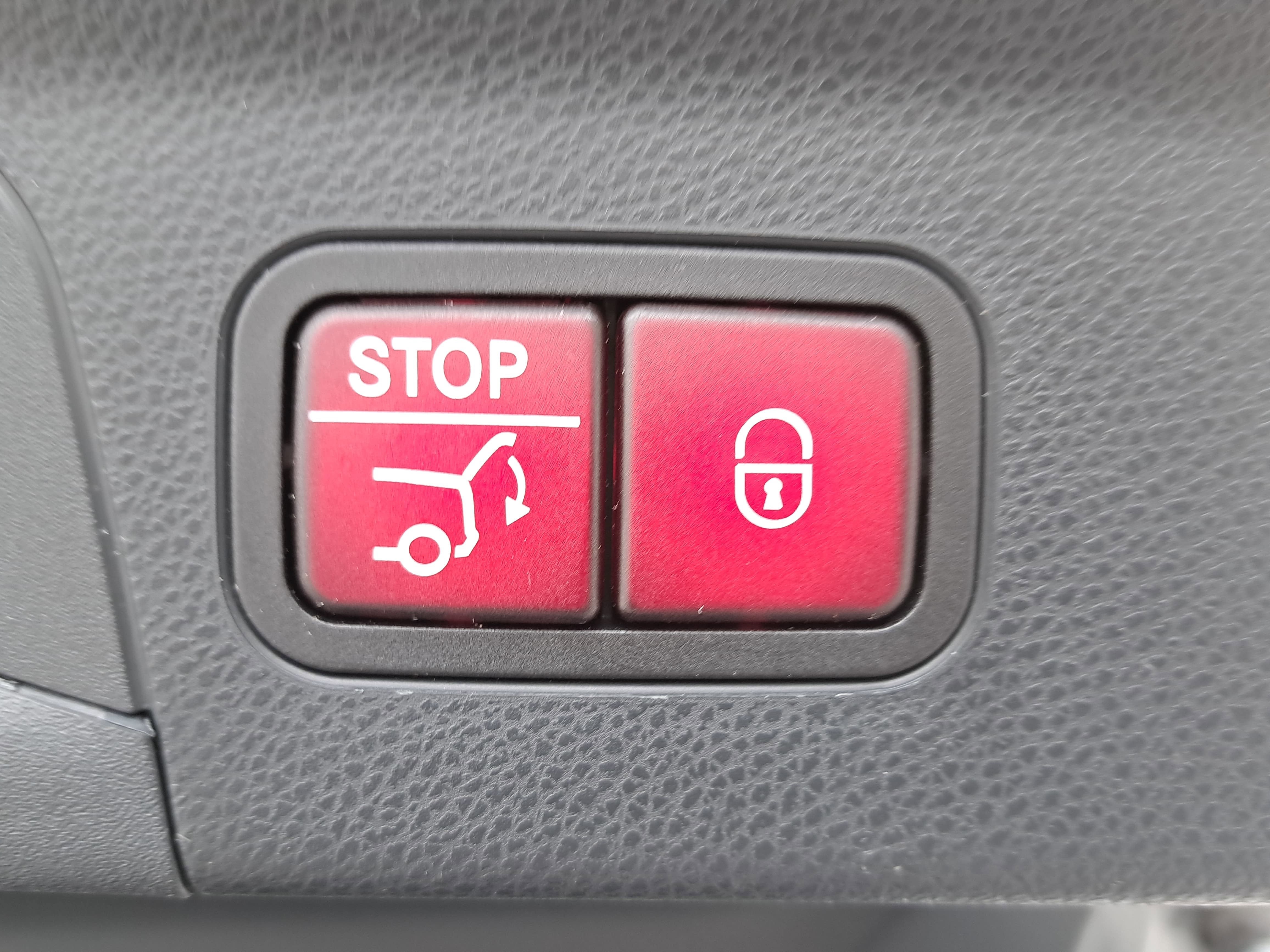 2023 Mercedes-Benz GLC GLC 300