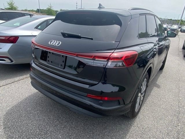 2025 Audi Q4 e-tron Premium