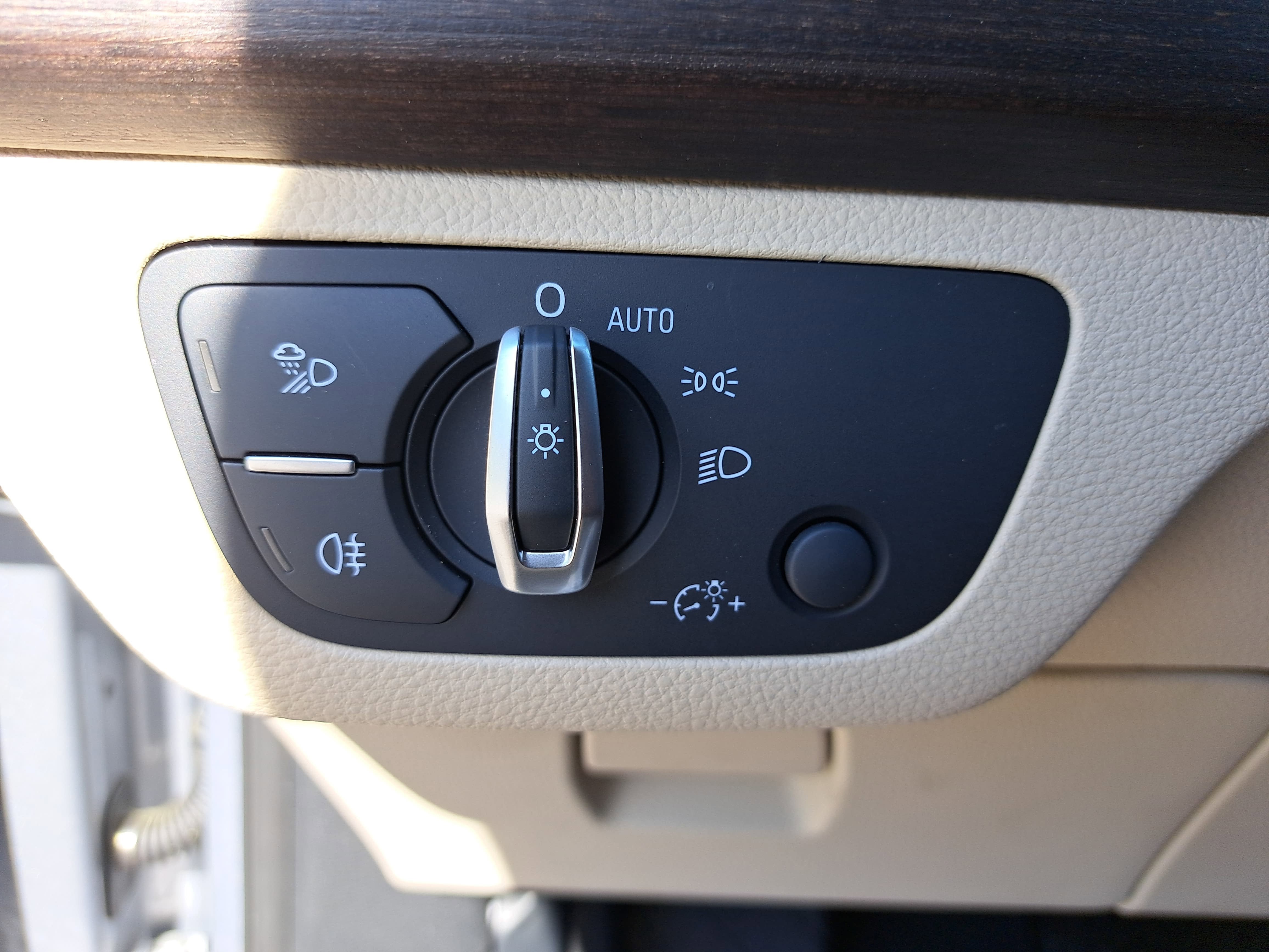 2025 Audi Q5 Premium