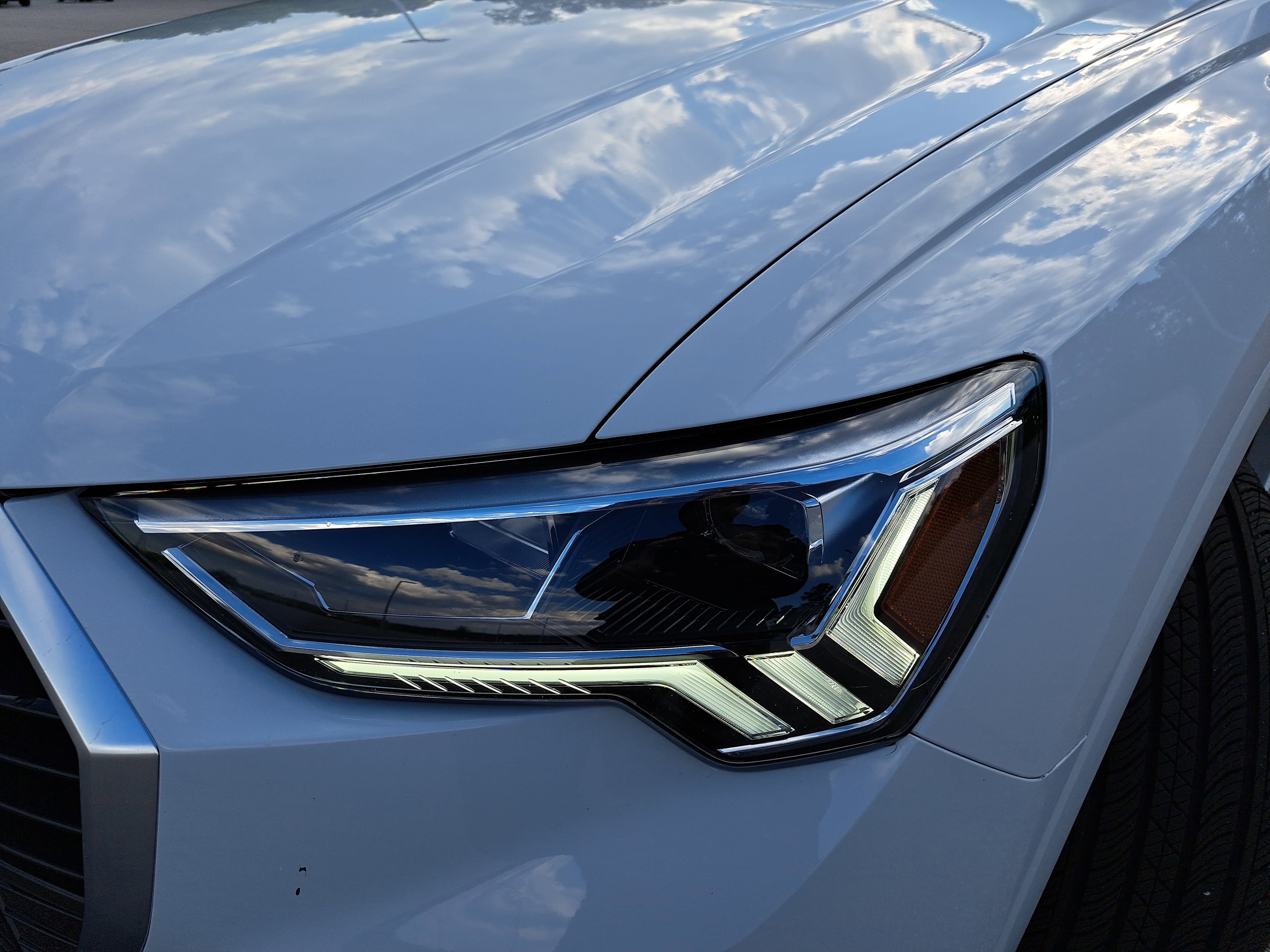 2024 Audi Q3 S line Premium Plus