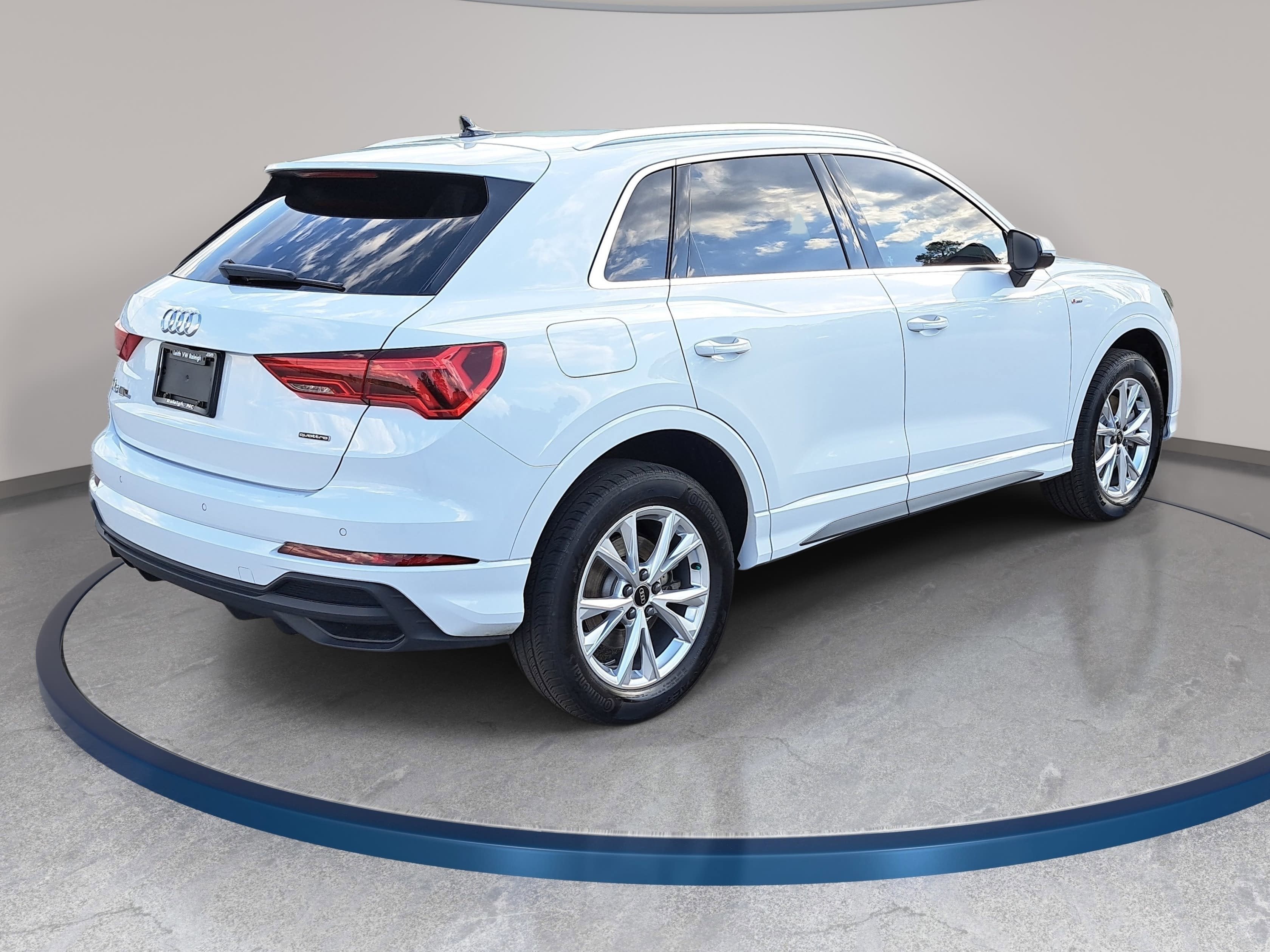 2024 Audi Q3 S line Premium Plus