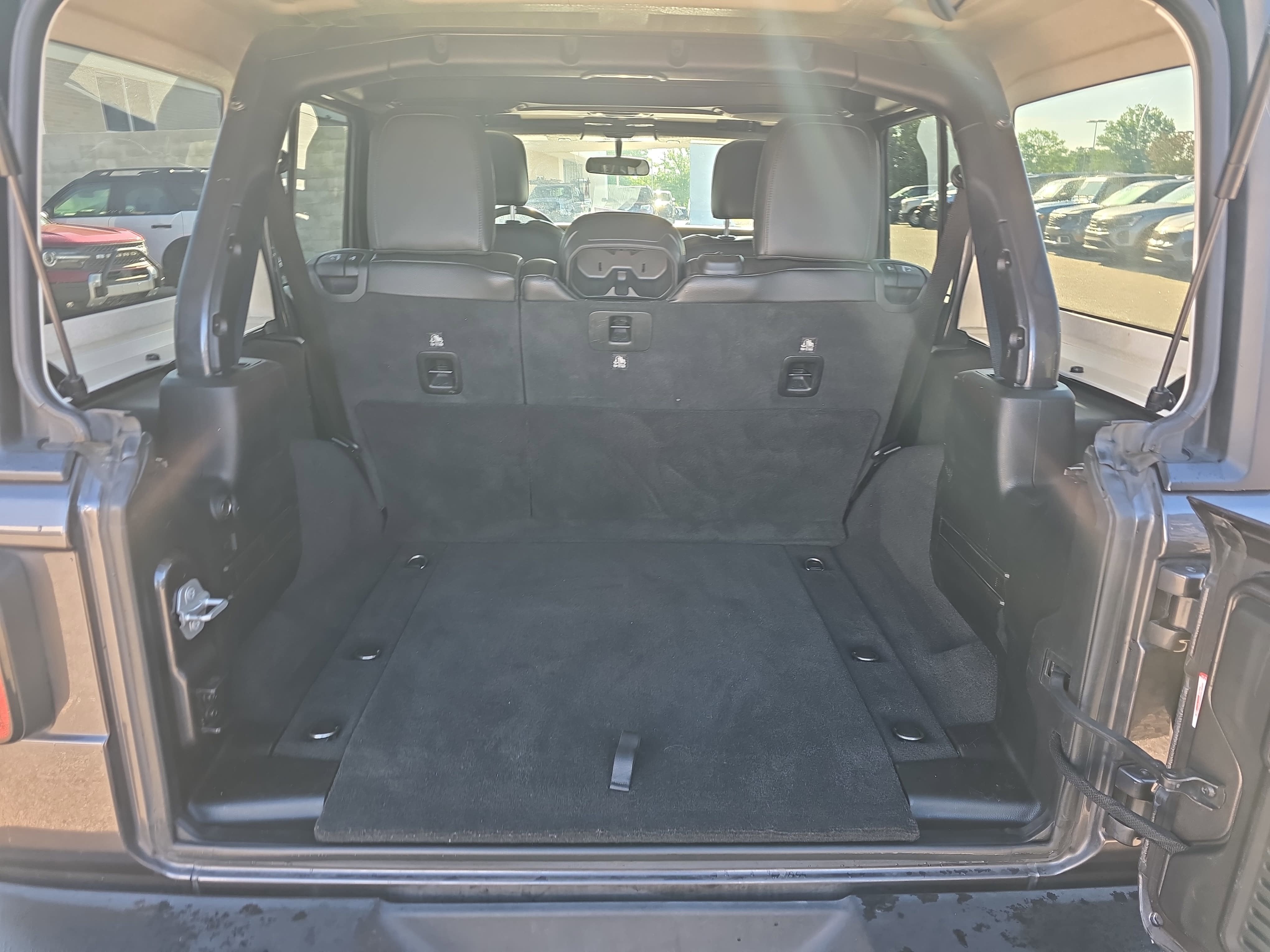 2020 Jeep Wrangler Unlimited Freedom
