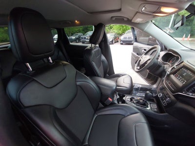 2020 Jeep Cherokee Altitude