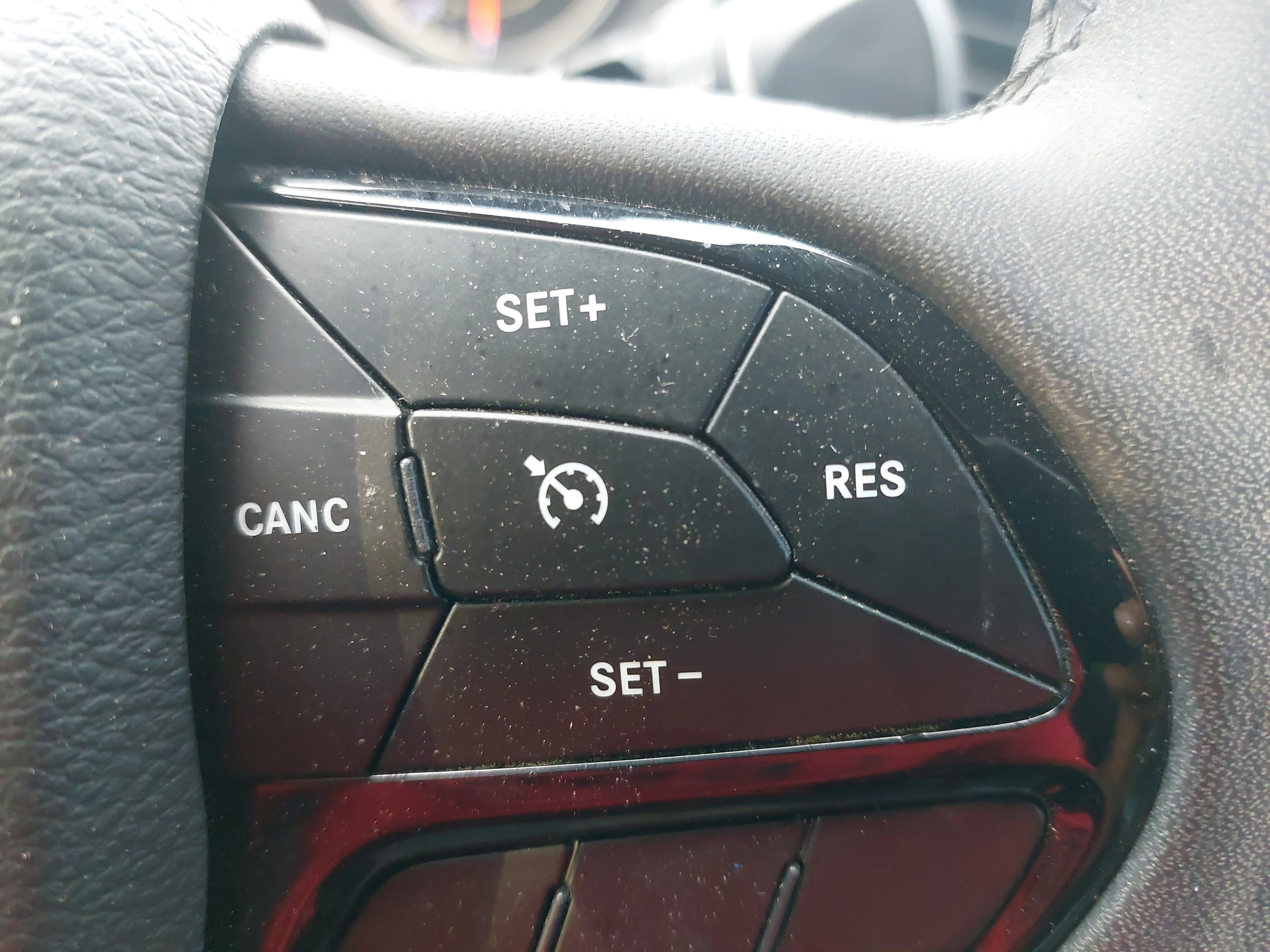 2020 Jeep Cherokee Altitude