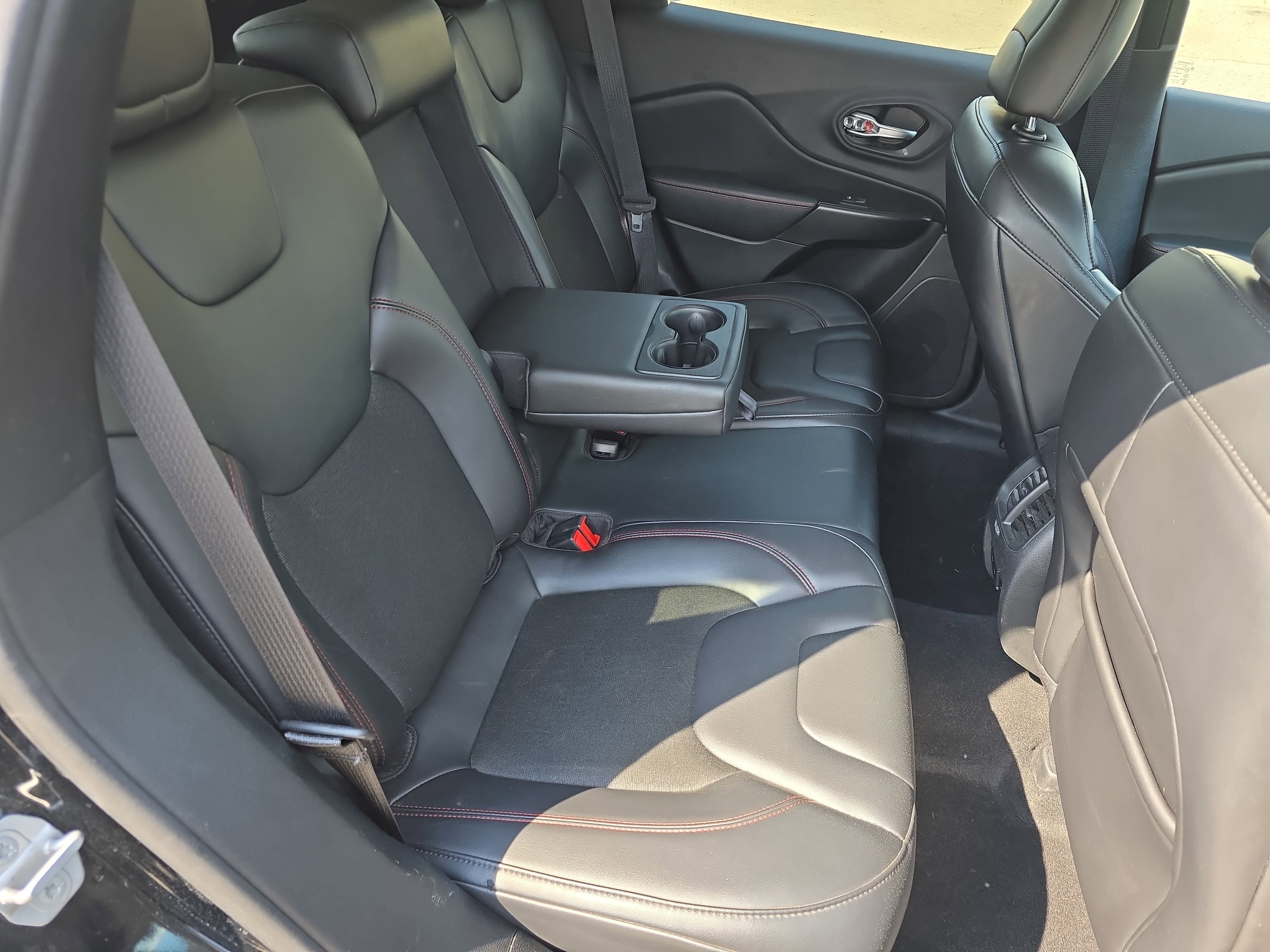 2020 Jeep Cherokee Trailhawk
