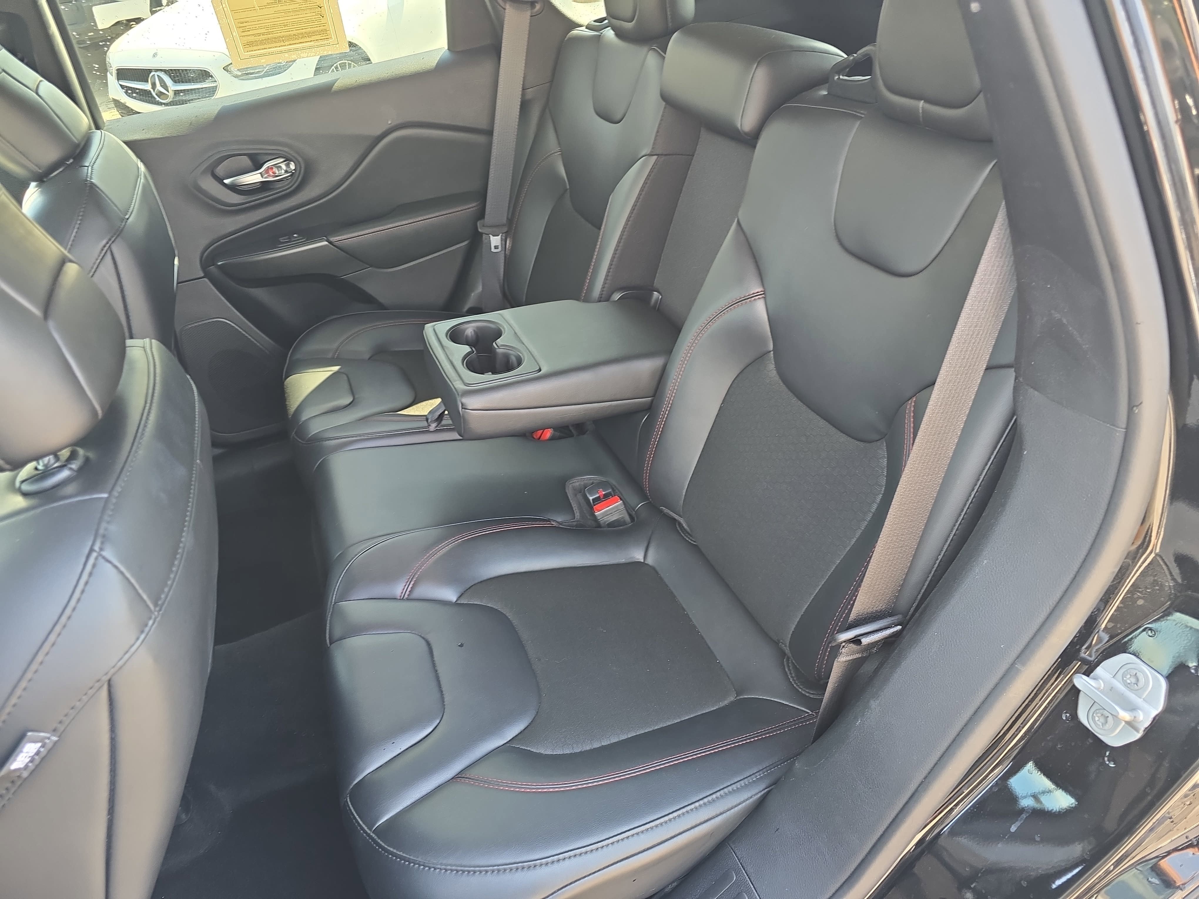 2020 Jeep Cherokee Trailhawk