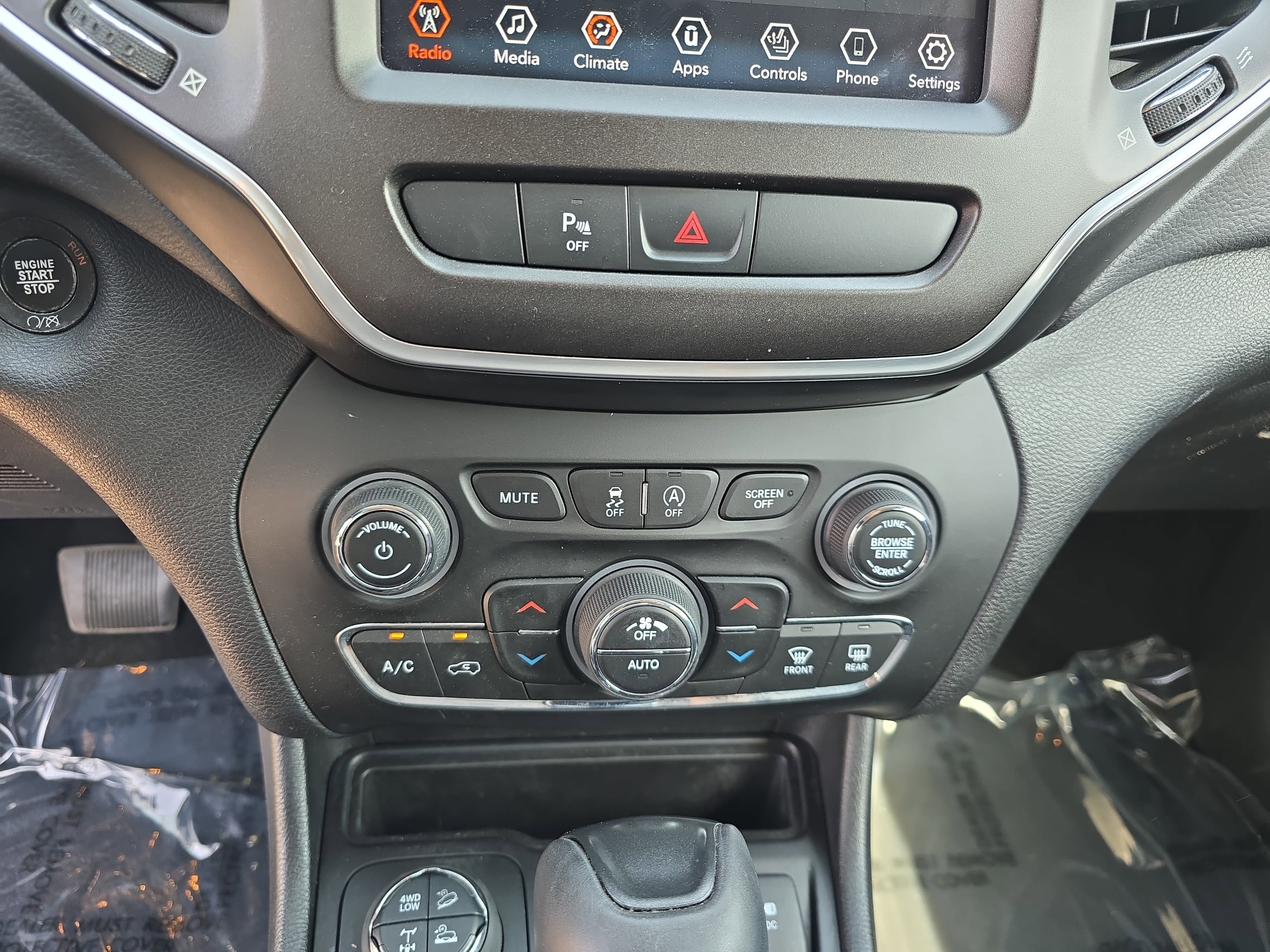 2020 Jeep Cherokee Trailhawk