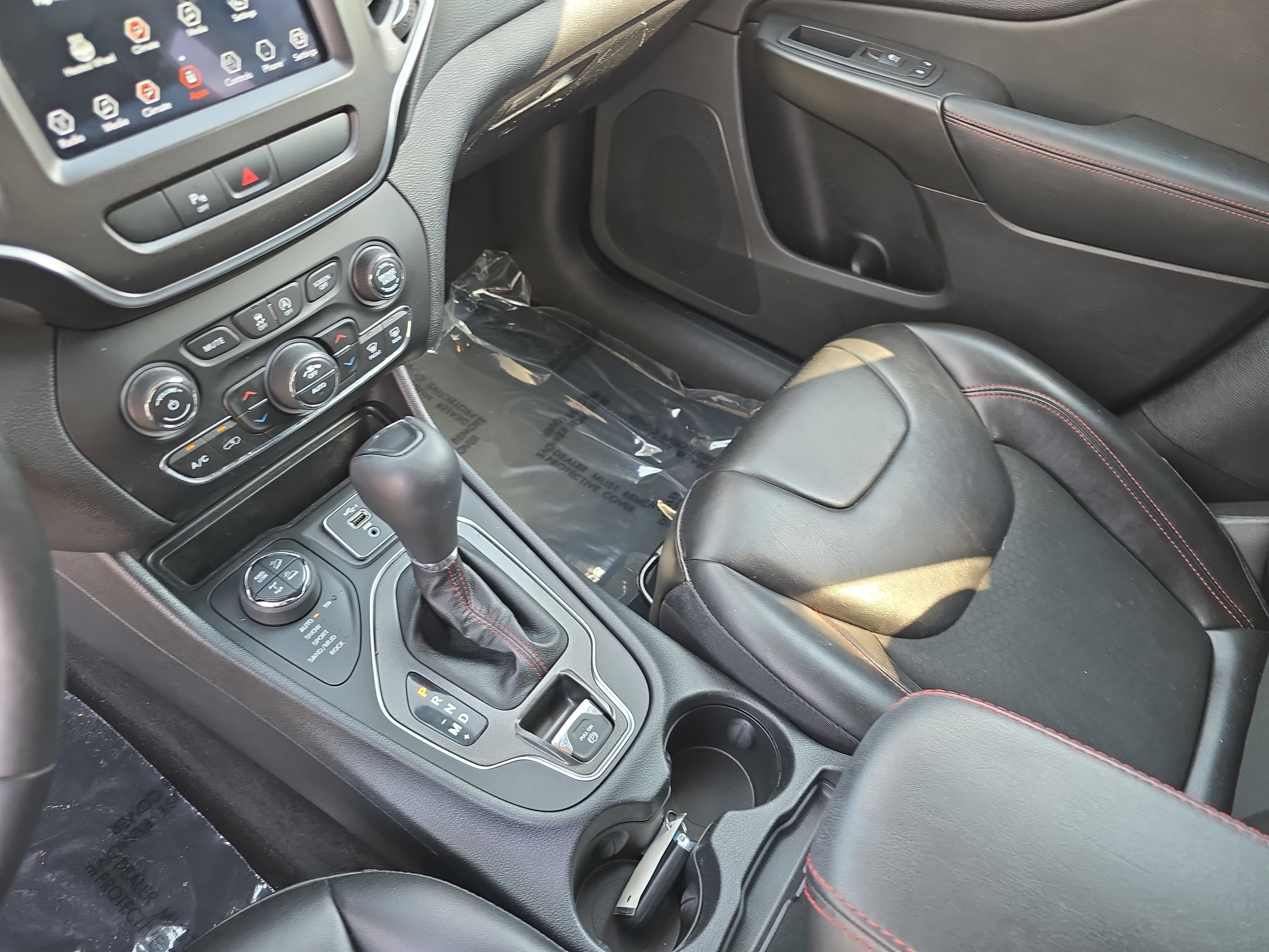 2020 Jeep Cherokee Trailhawk