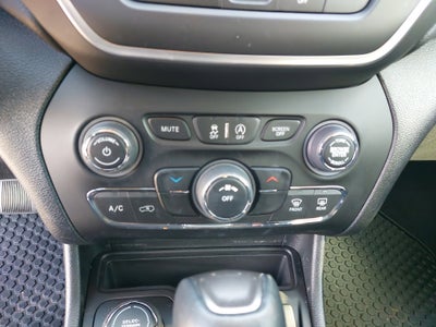 2022 Jeep Cherokee X