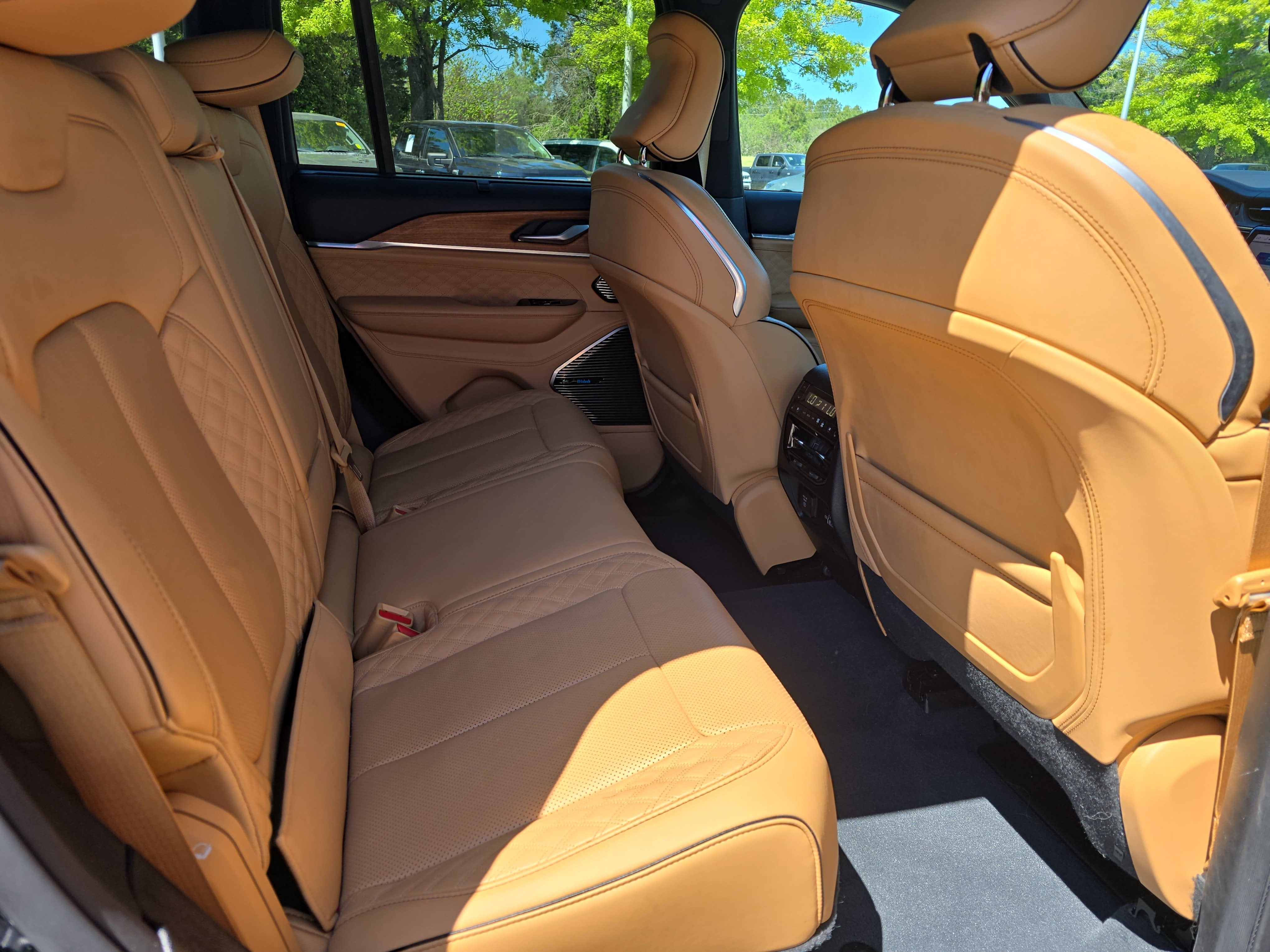 2023 Jeep Grand Cherokee Summit Reserve