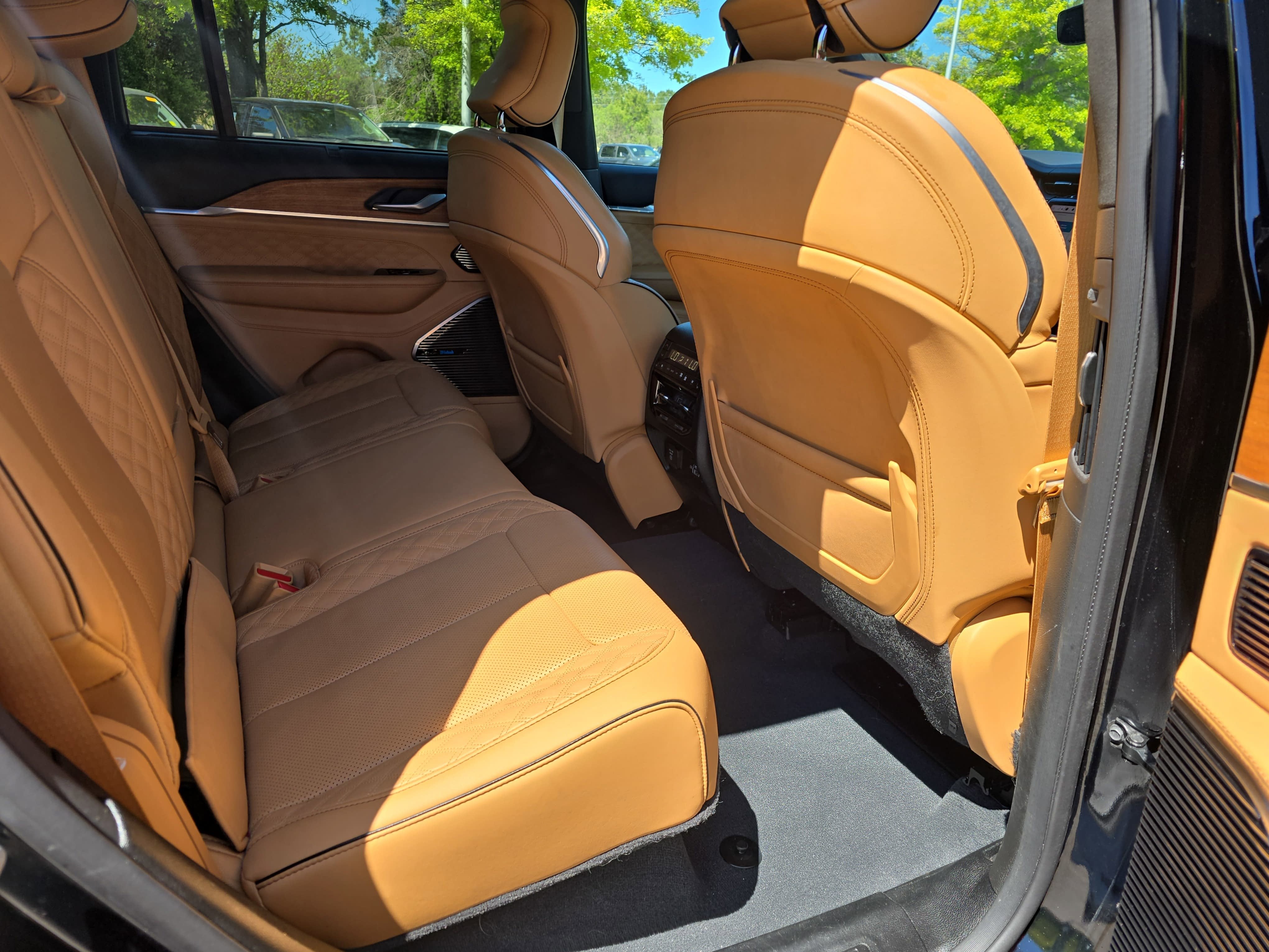 2023 Jeep Grand Cherokee Summit Reserve