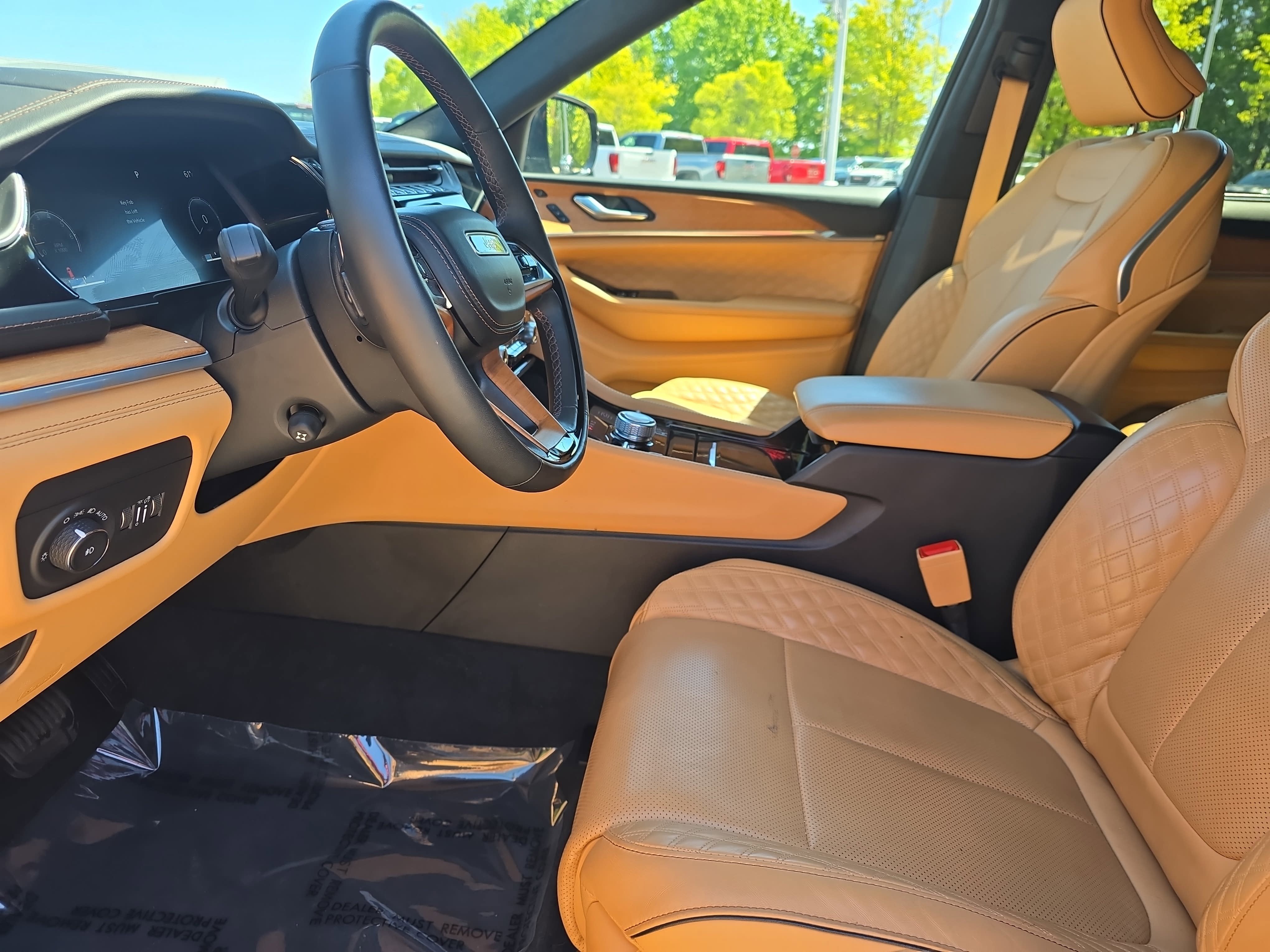 2023 Jeep Grand Cherokee Summit Reserve