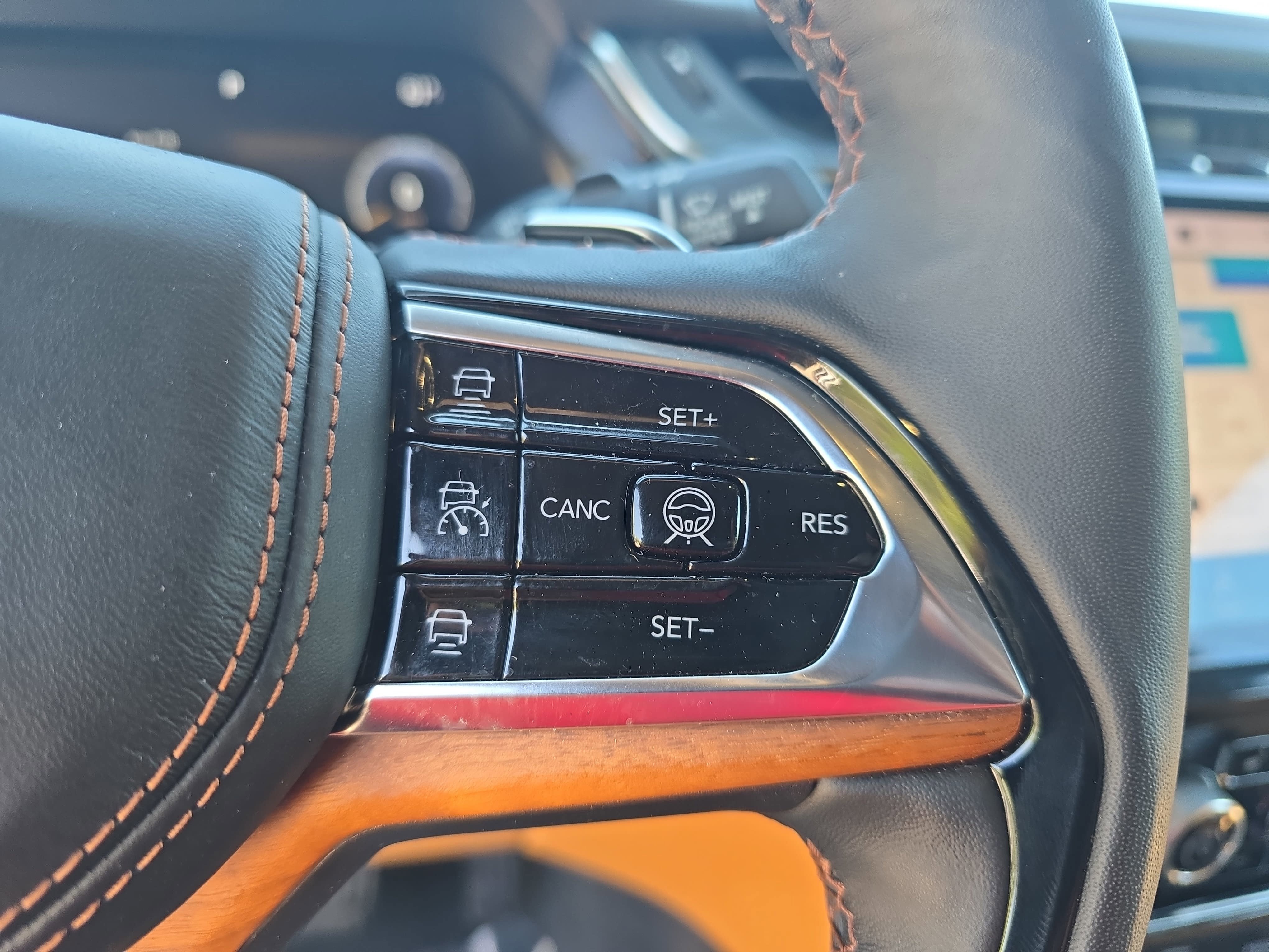 2023 Jeep Grand Cherokee Summit Reserve