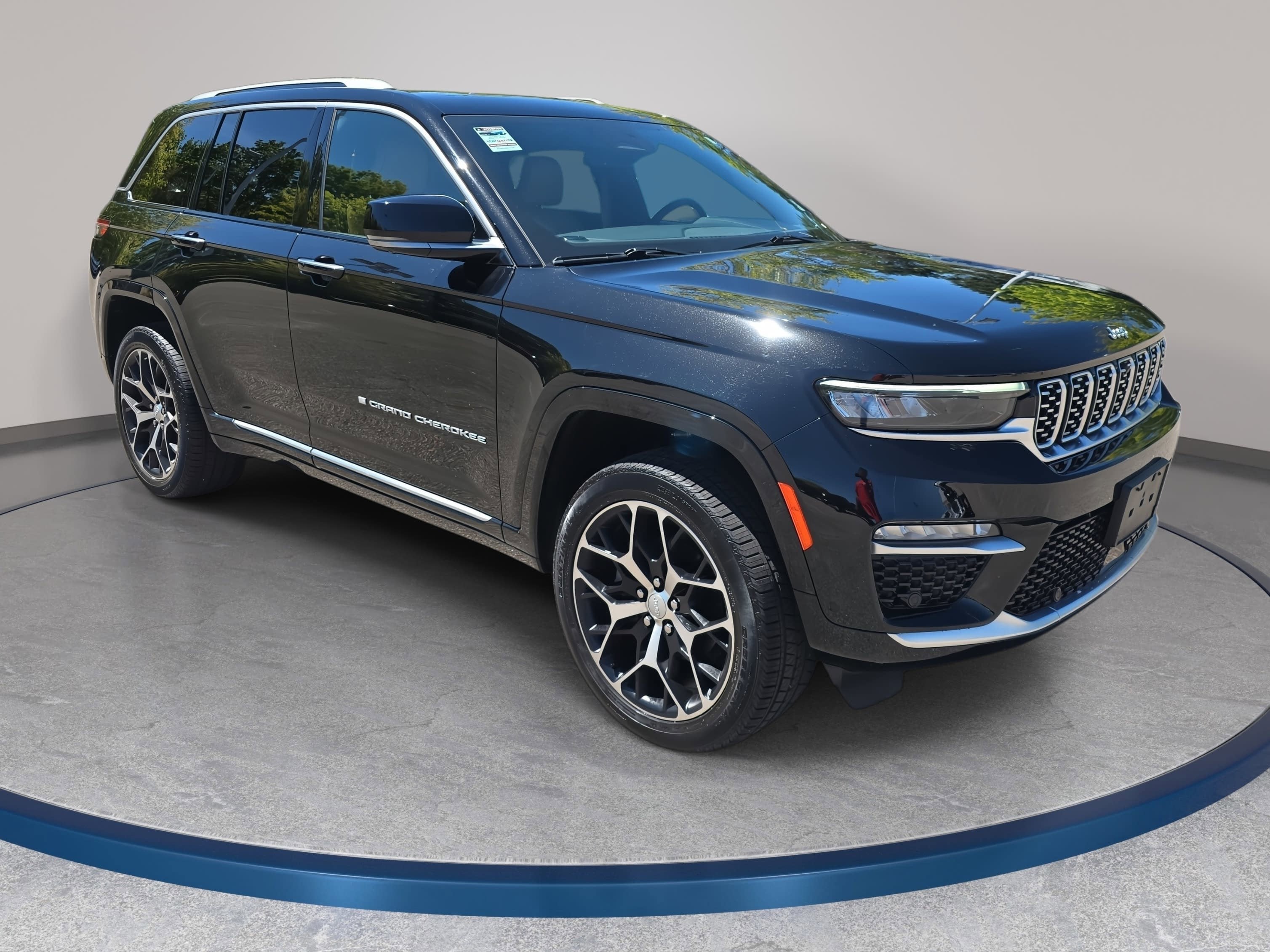 2023 Jeep Grand Cherokee Summit Reserve