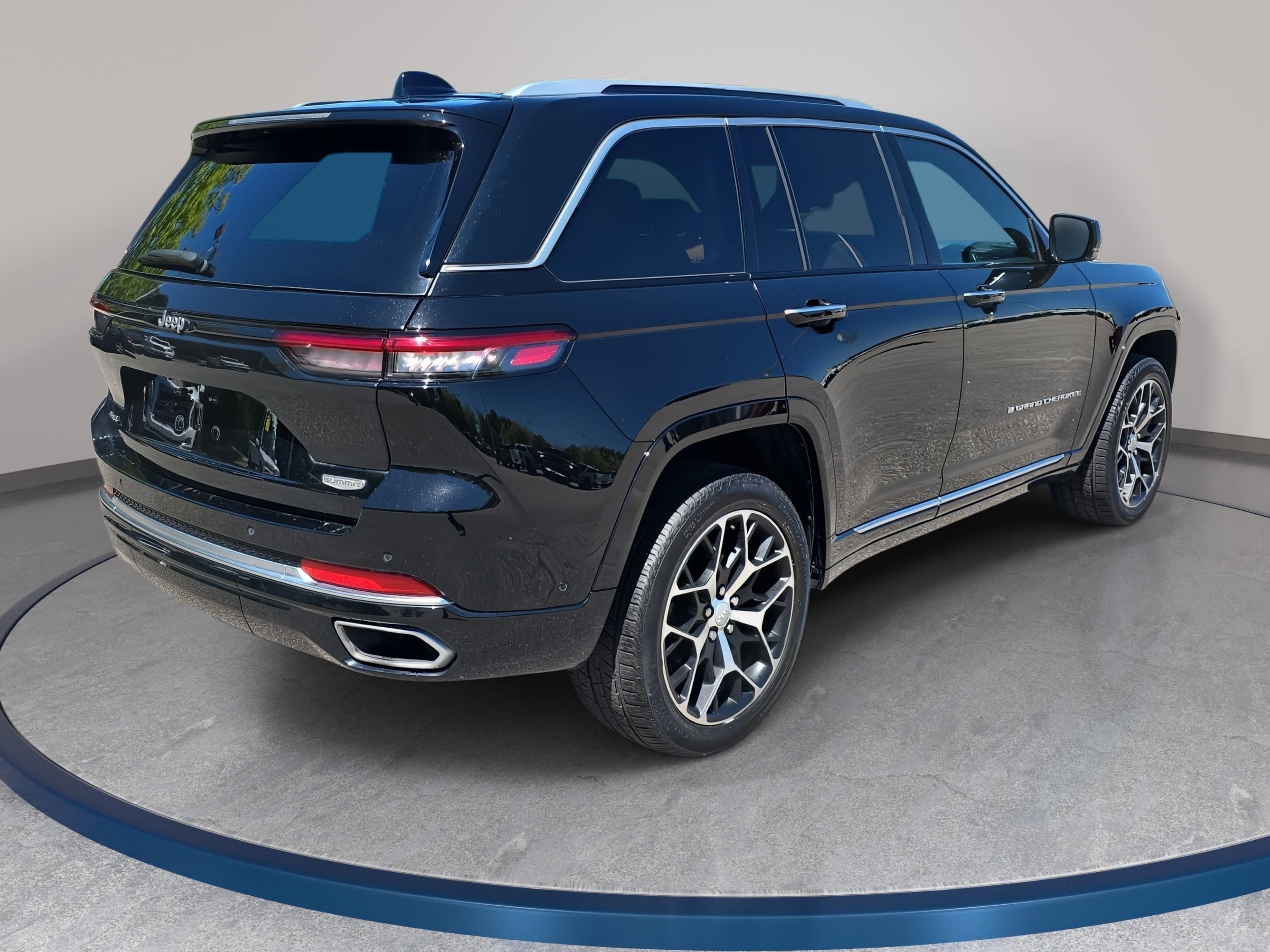 2023 Jeep Grand Cherokee Summit Reserve