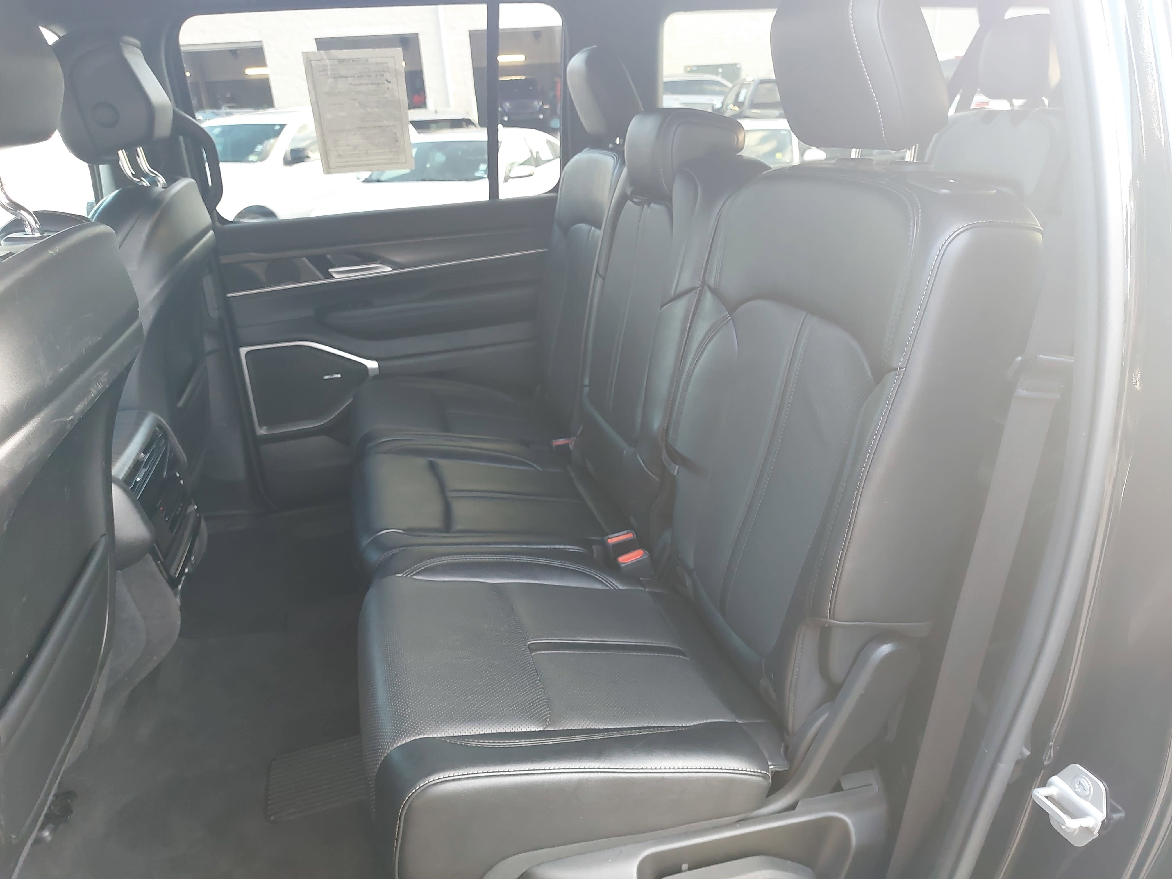 2024 Jeep Wagoneer L Series II