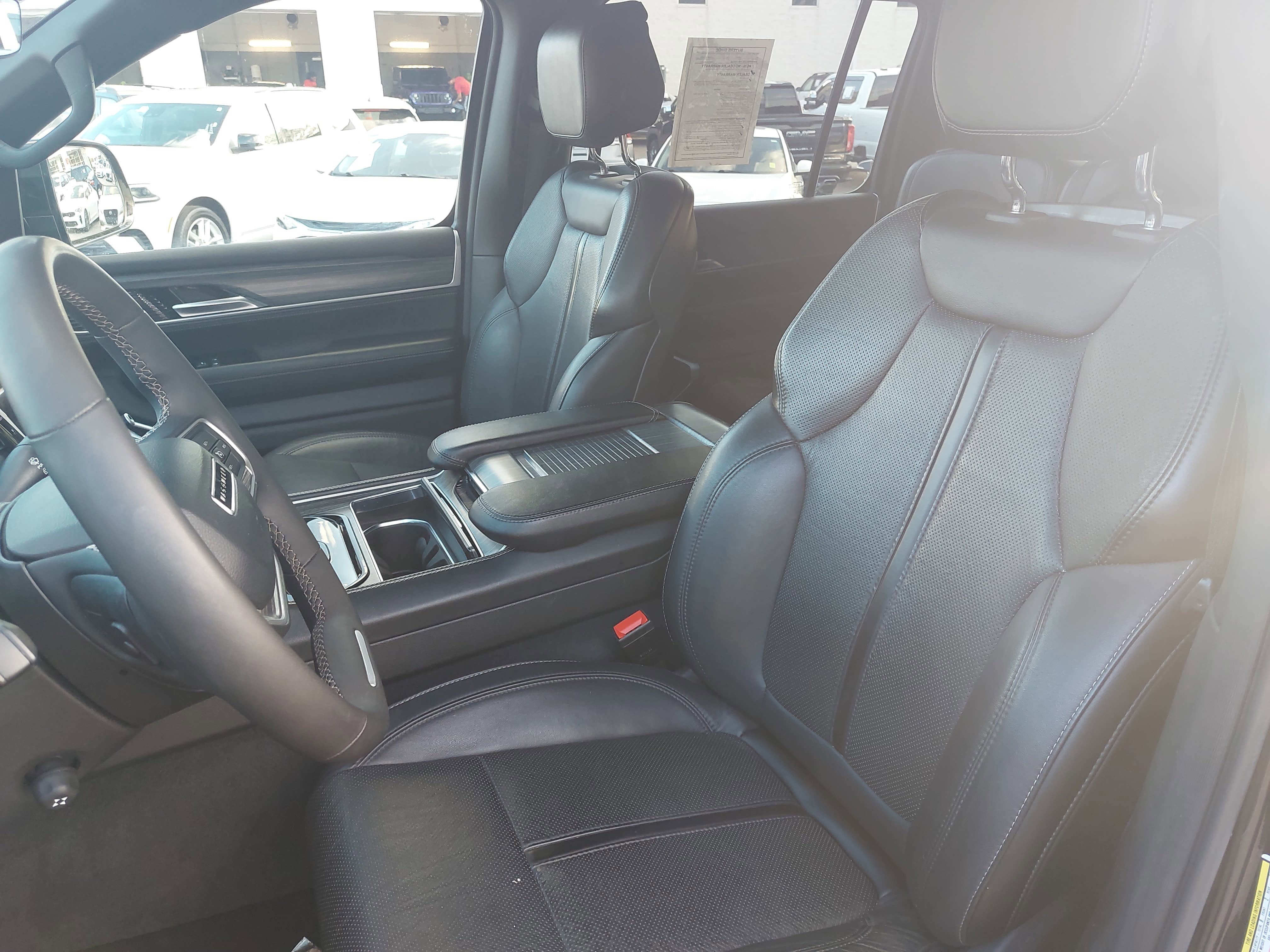2024 Jeep Wagoneer L Series II