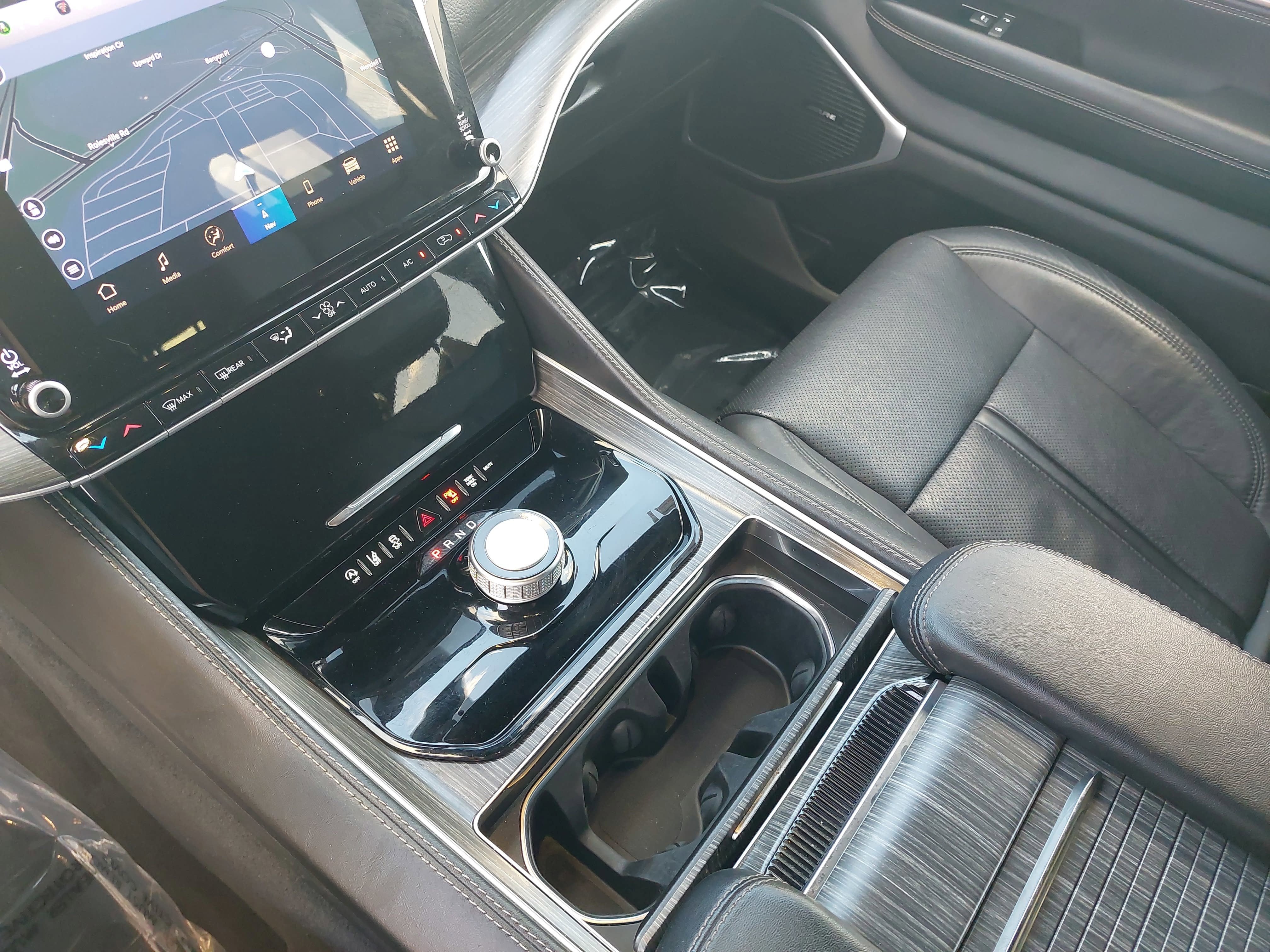 2024 Jeep Wagoneer L Series II