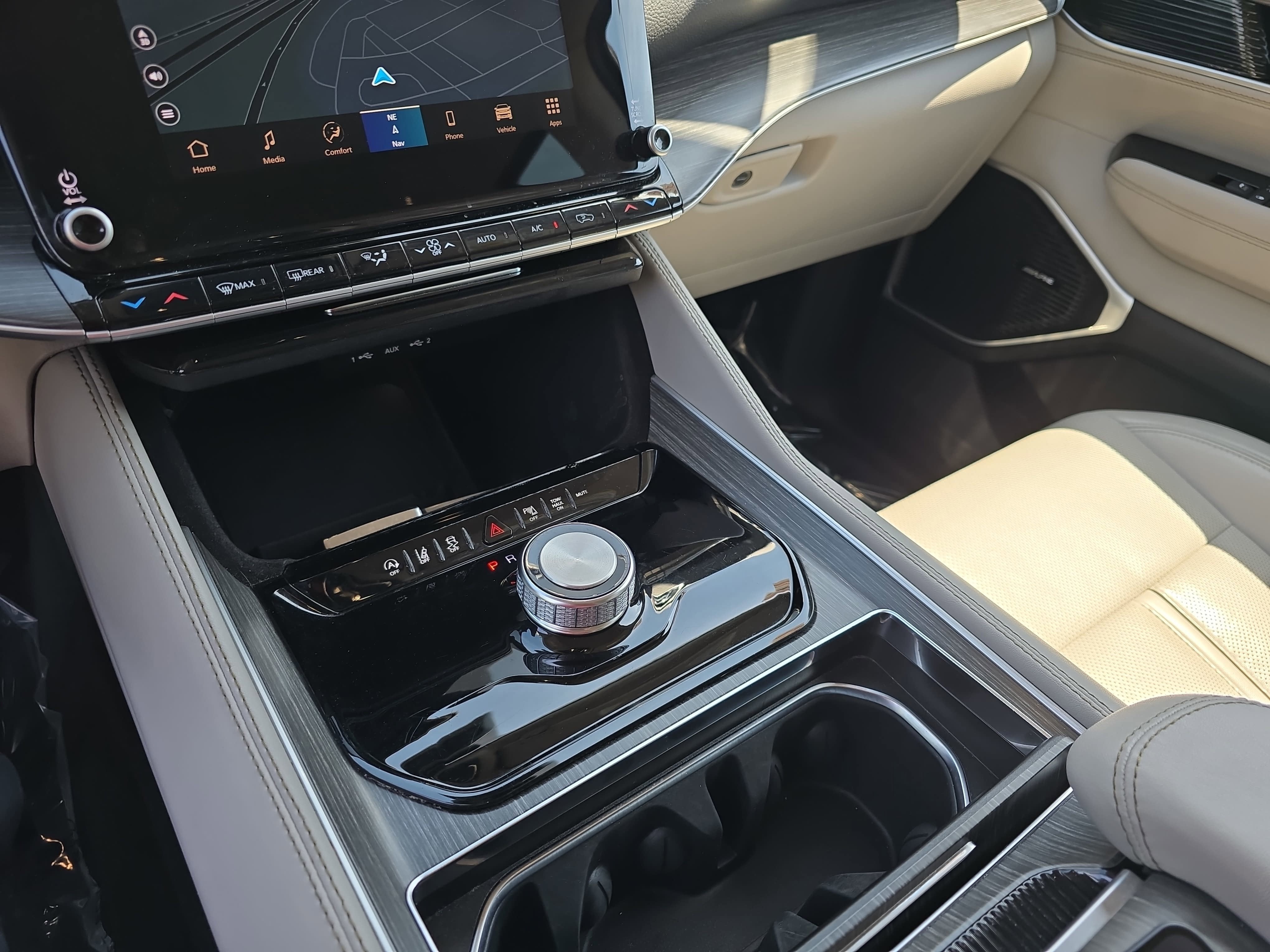 2024 Jeep Wagoneer L Series II