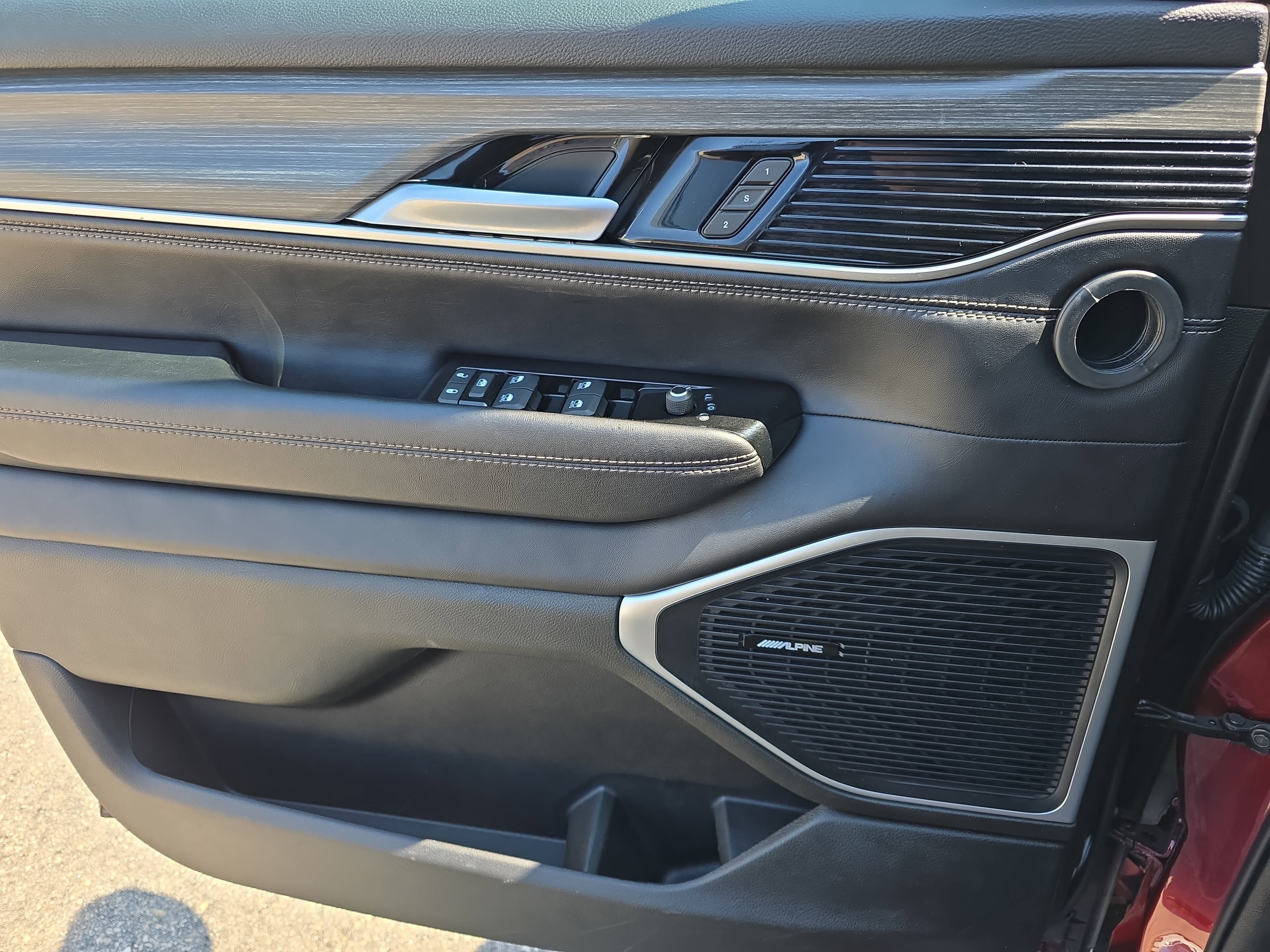 2024 Jeep Wagoneer Series II