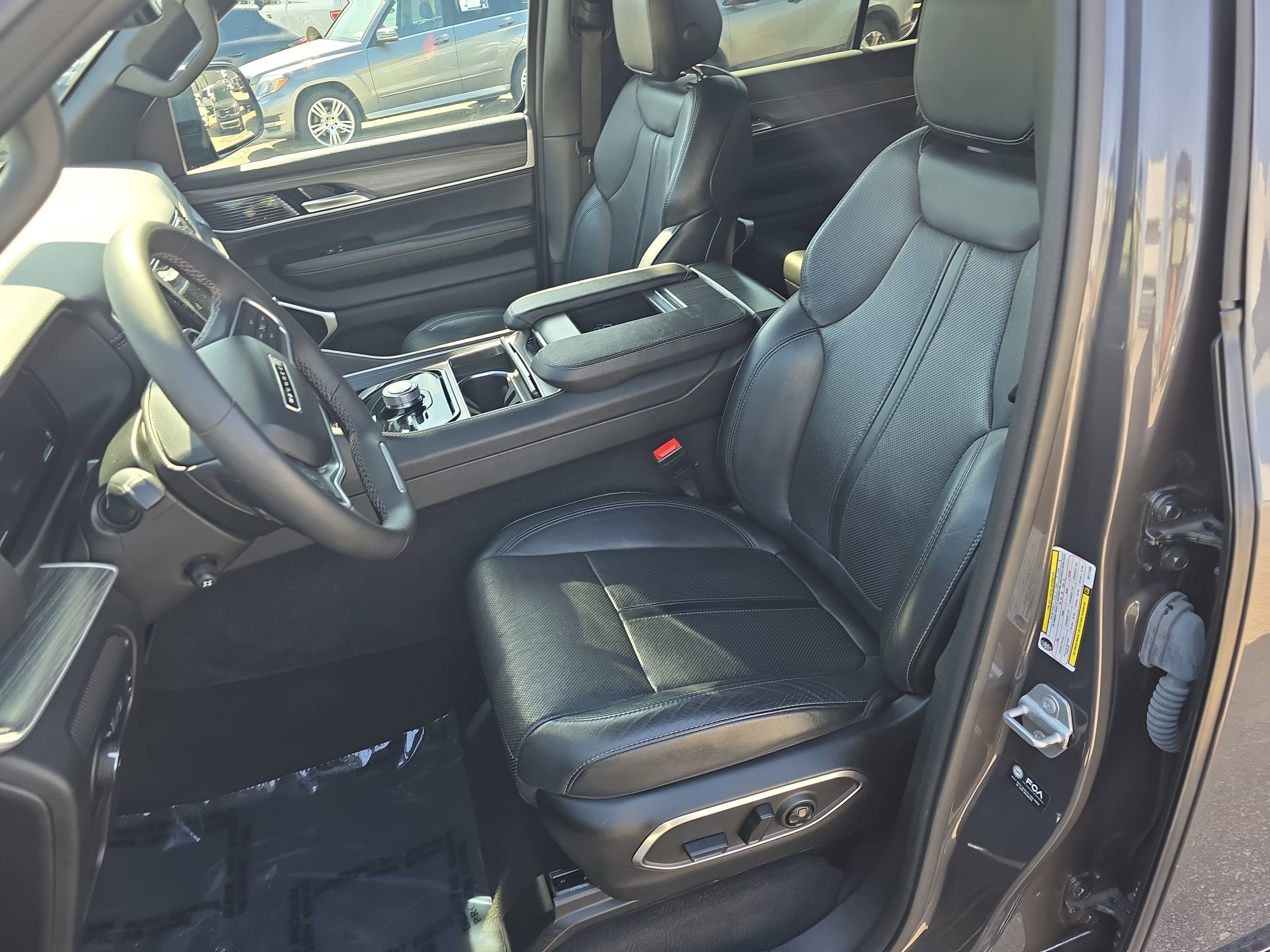 2024 Jeep Wagoneer Series II