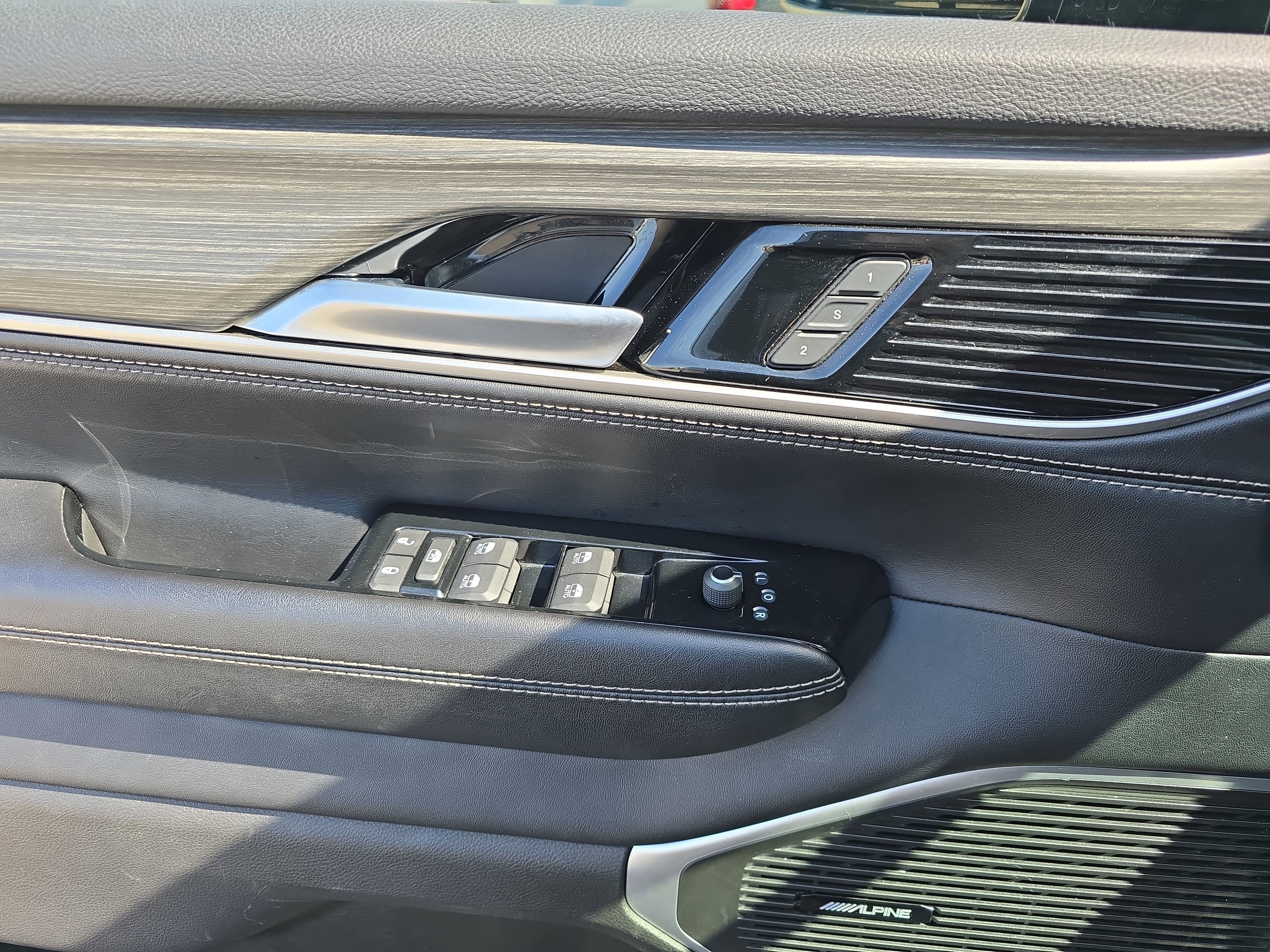 2024 Jeep Wagoneer Series II