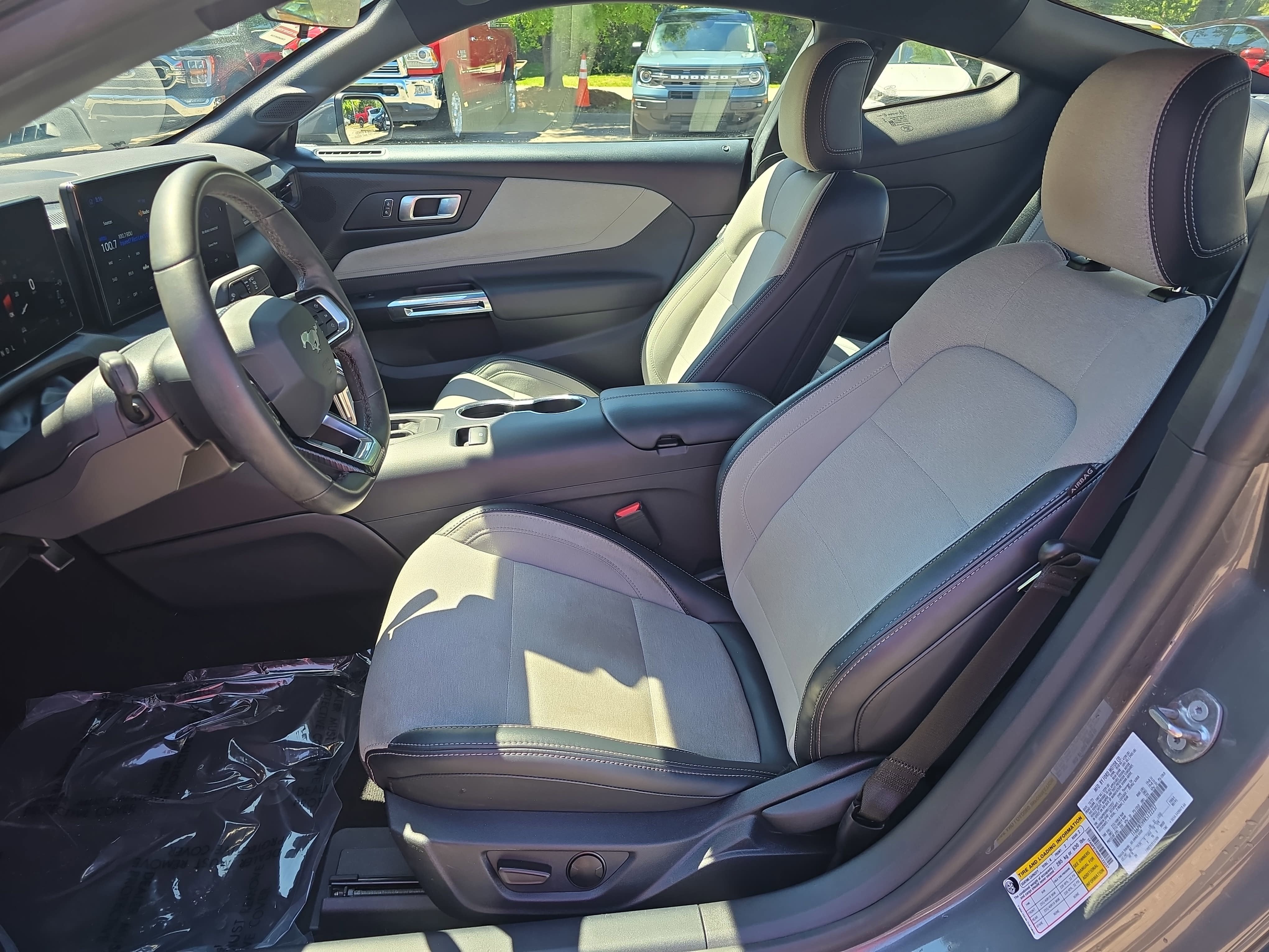 2024 Ford Mustang EcoBoost