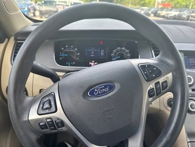 2016 Ford Taurus SE