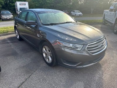 2016 Ford Taurus SE