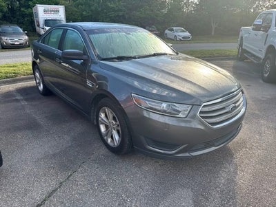 2016 Ford Taurus SE