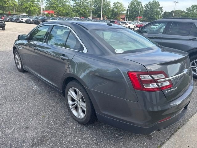 2016 Ford Taurus SE