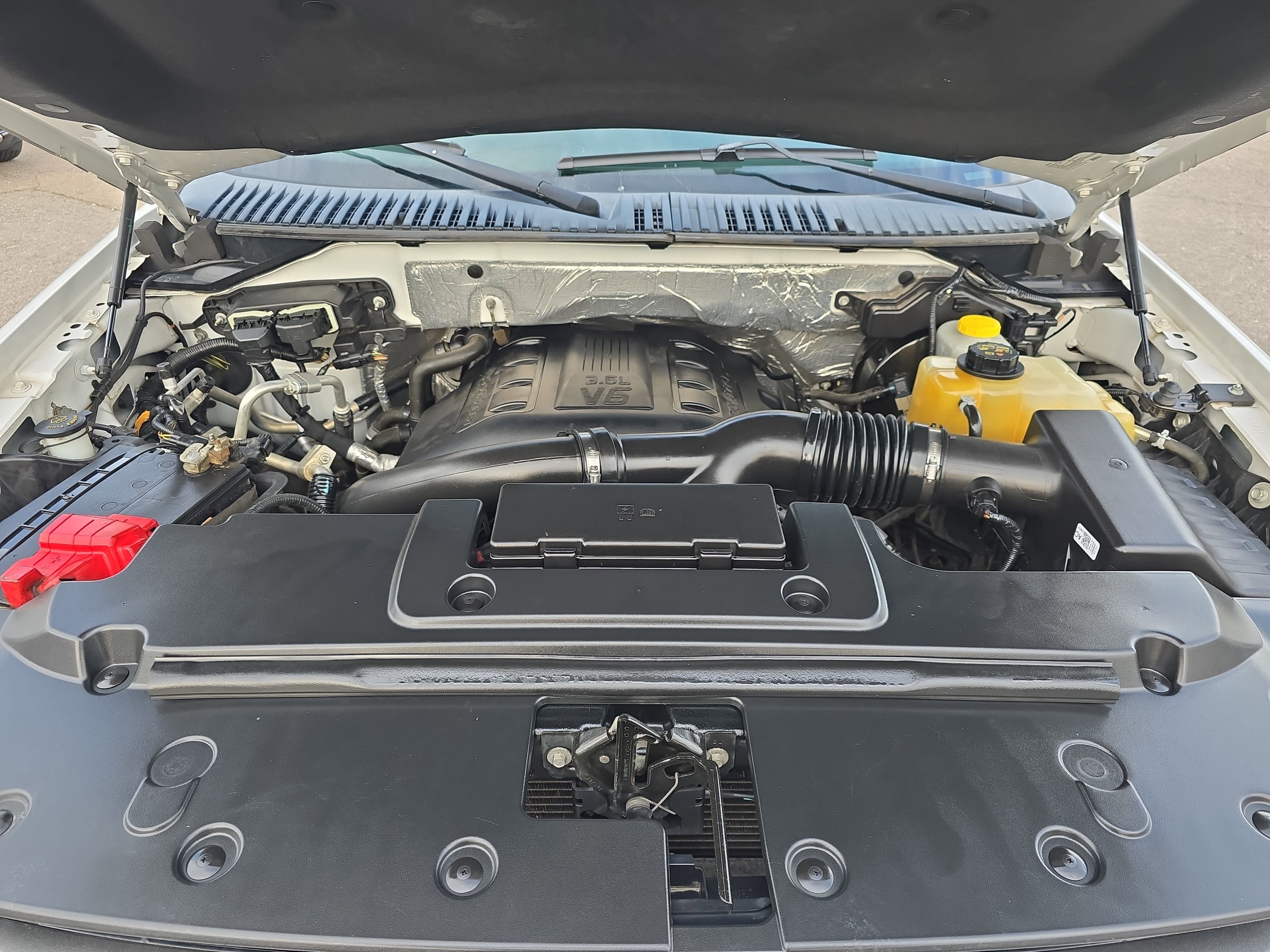 2016 Ford Expedition EL XLT