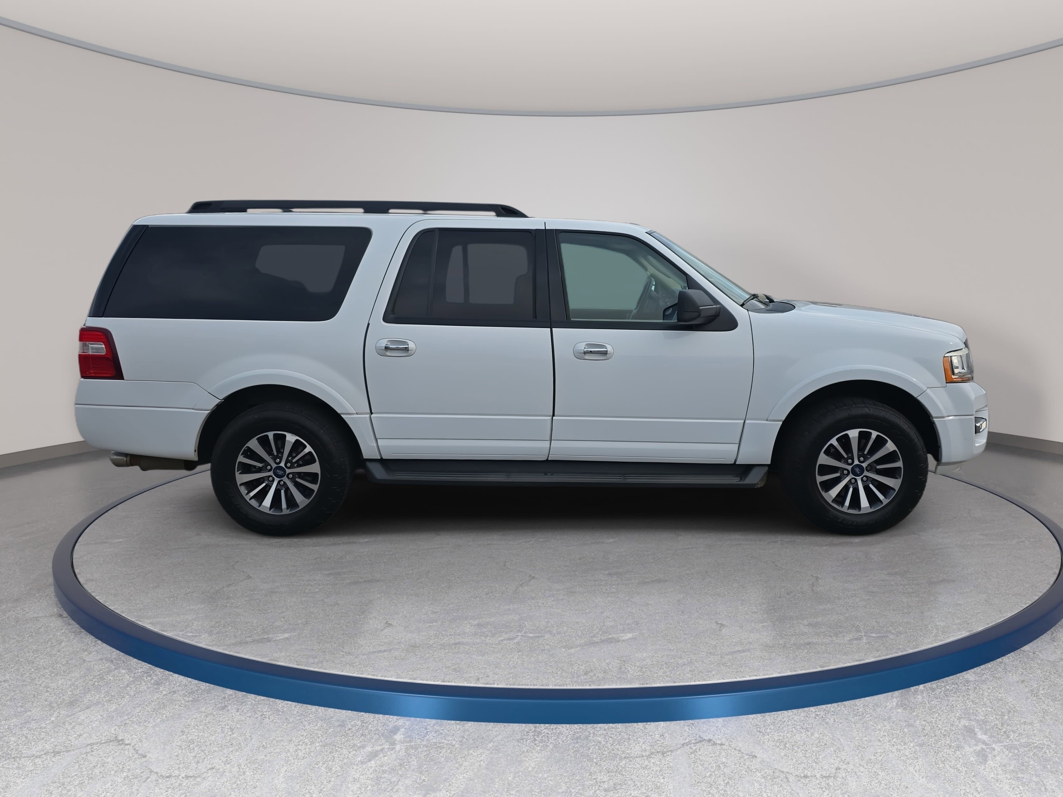 2016 Ford Expedition EL XLT