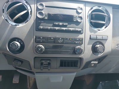 2012 Ford Super Duty F-250 SRW XL
