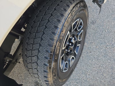 2024 Ford Super Duty F-350 SRW XL