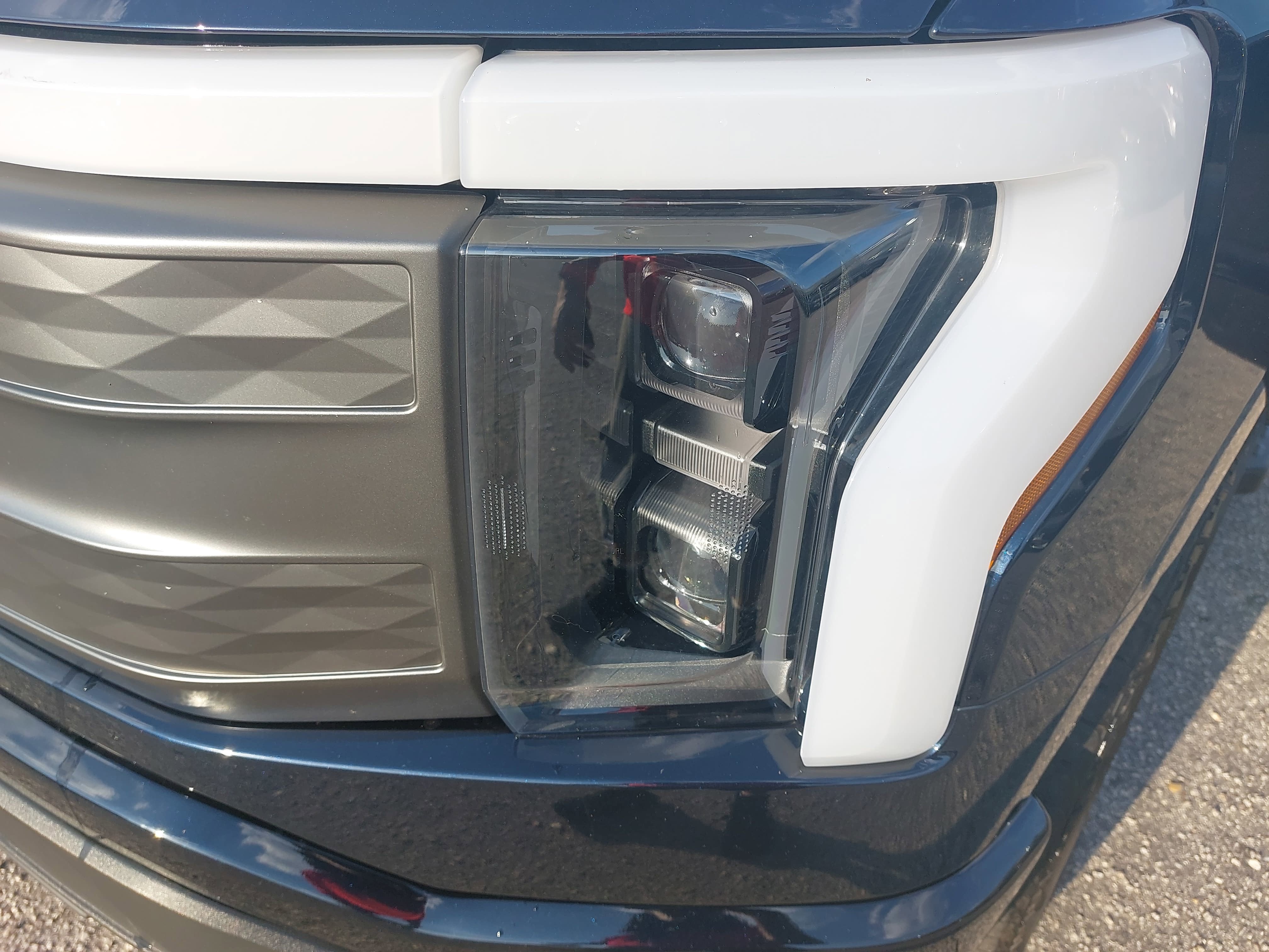 2023 Ford F-150 Lightning Pro