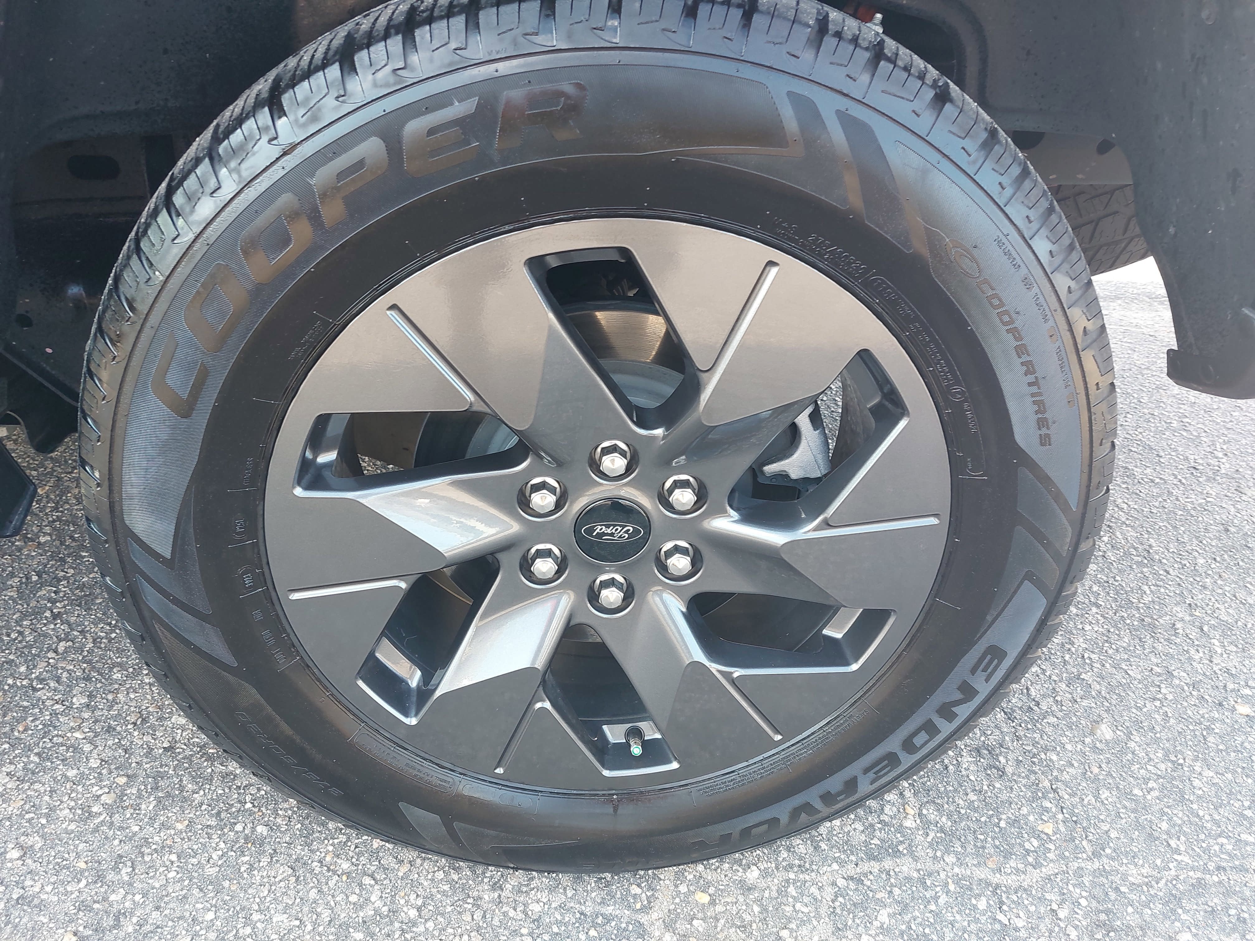 2023 Ford F-150 Lightning Pro