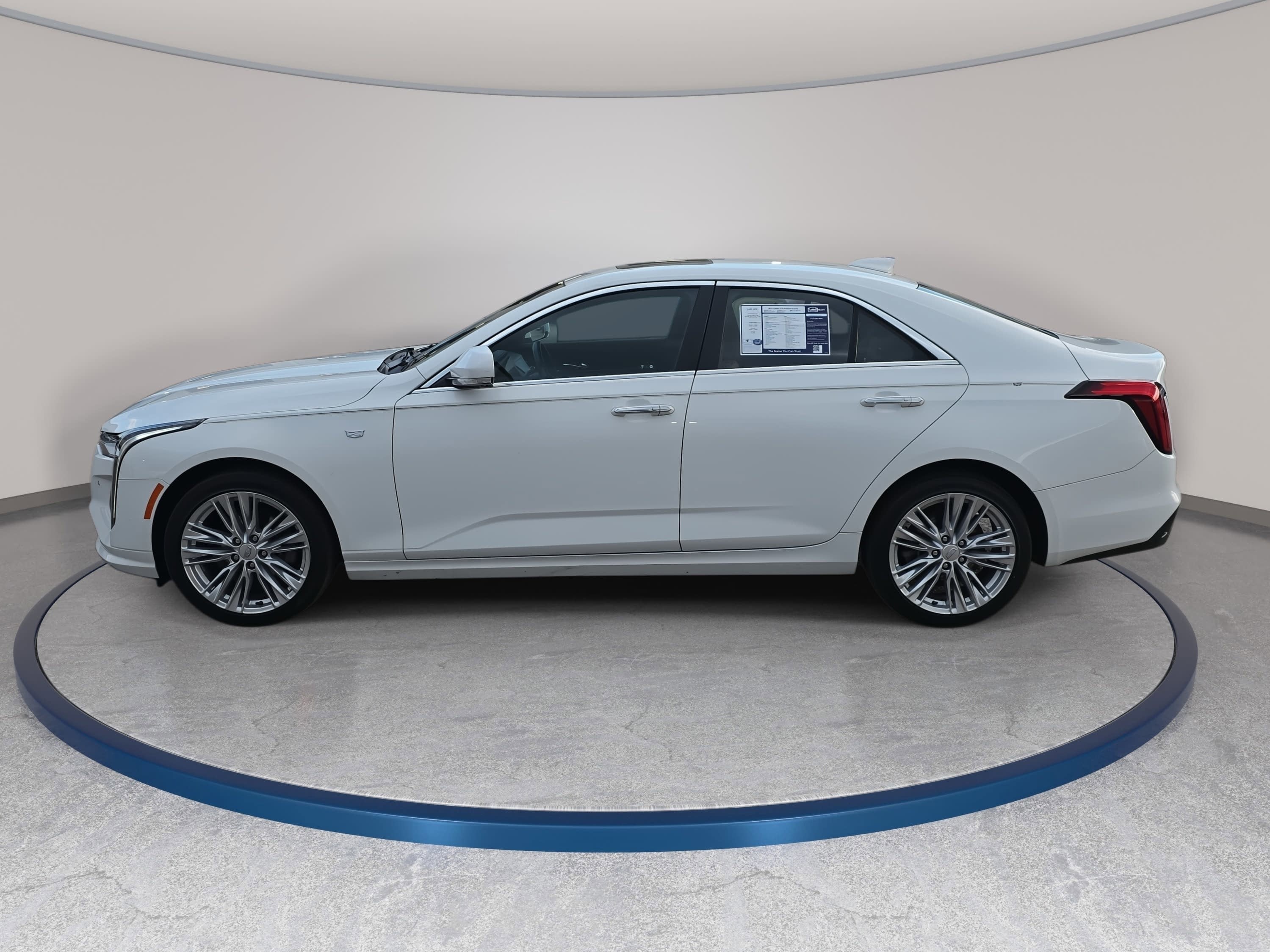 2023 Cadillac CT4 Premium Luxury