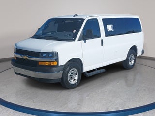 2022 Chevrolet Express Passenger LT