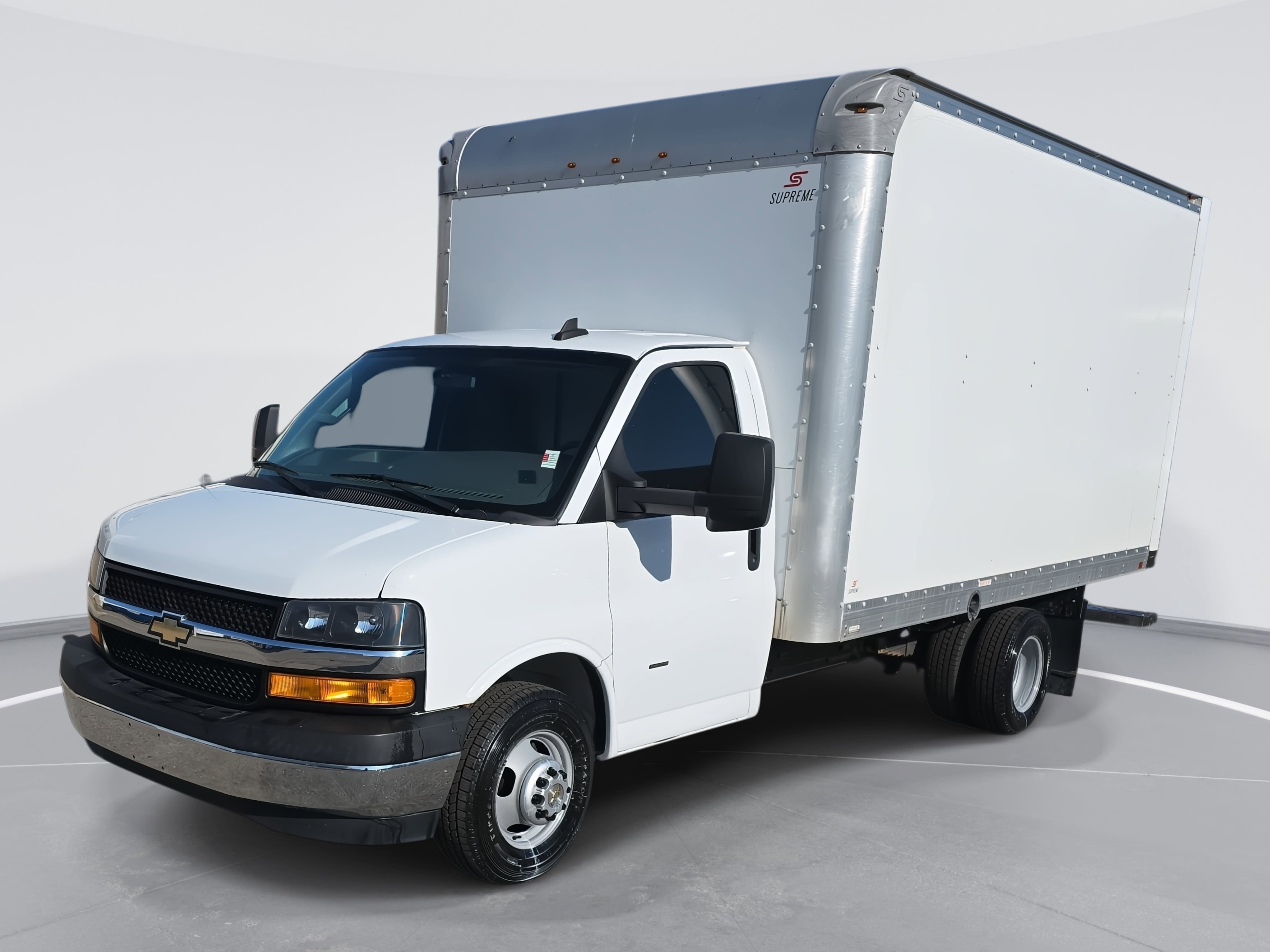 2018 Chevrolet Express Commercial Cutaway CUTWAY