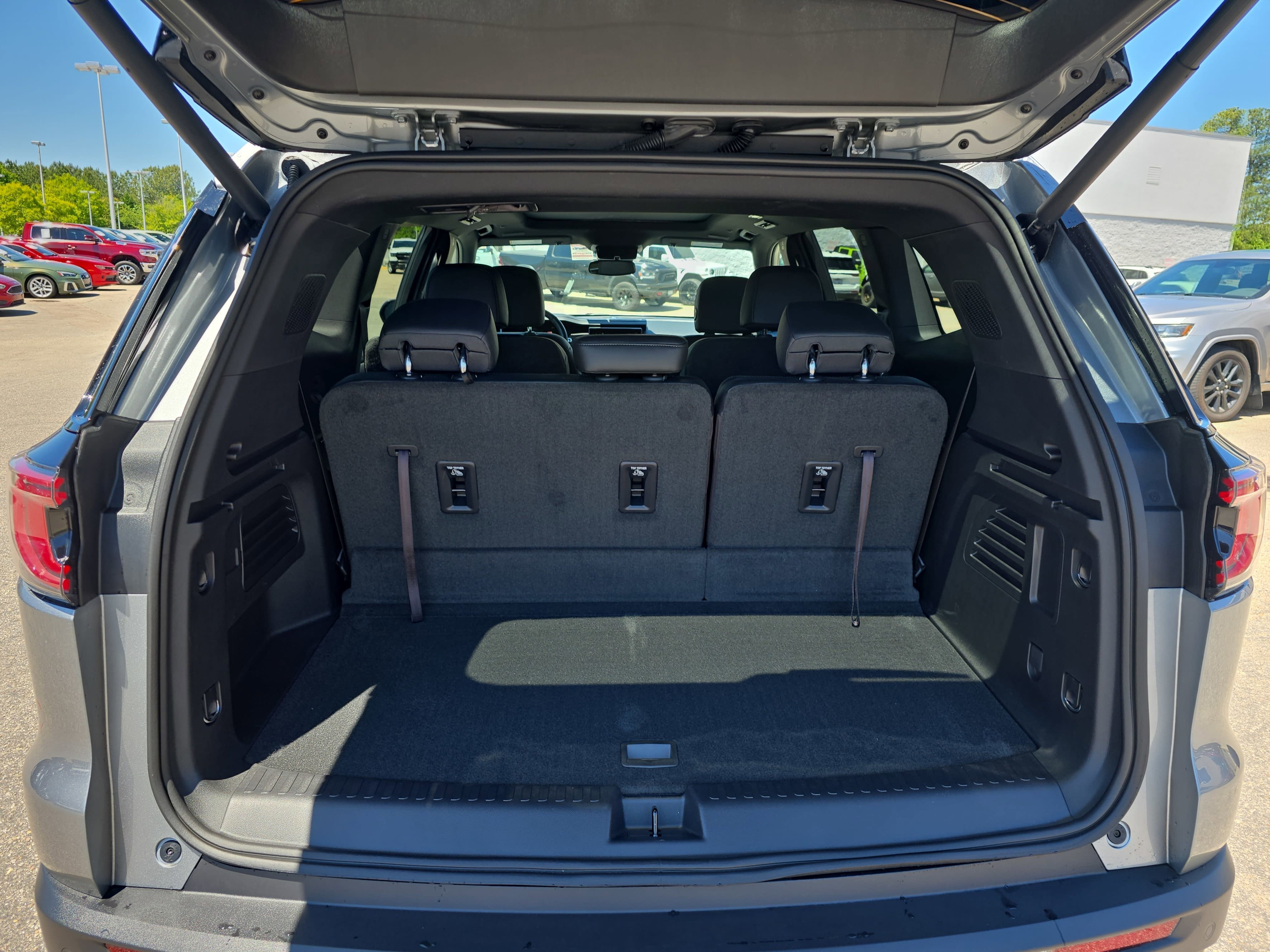 2024 GMC Acadia FWD Elevation