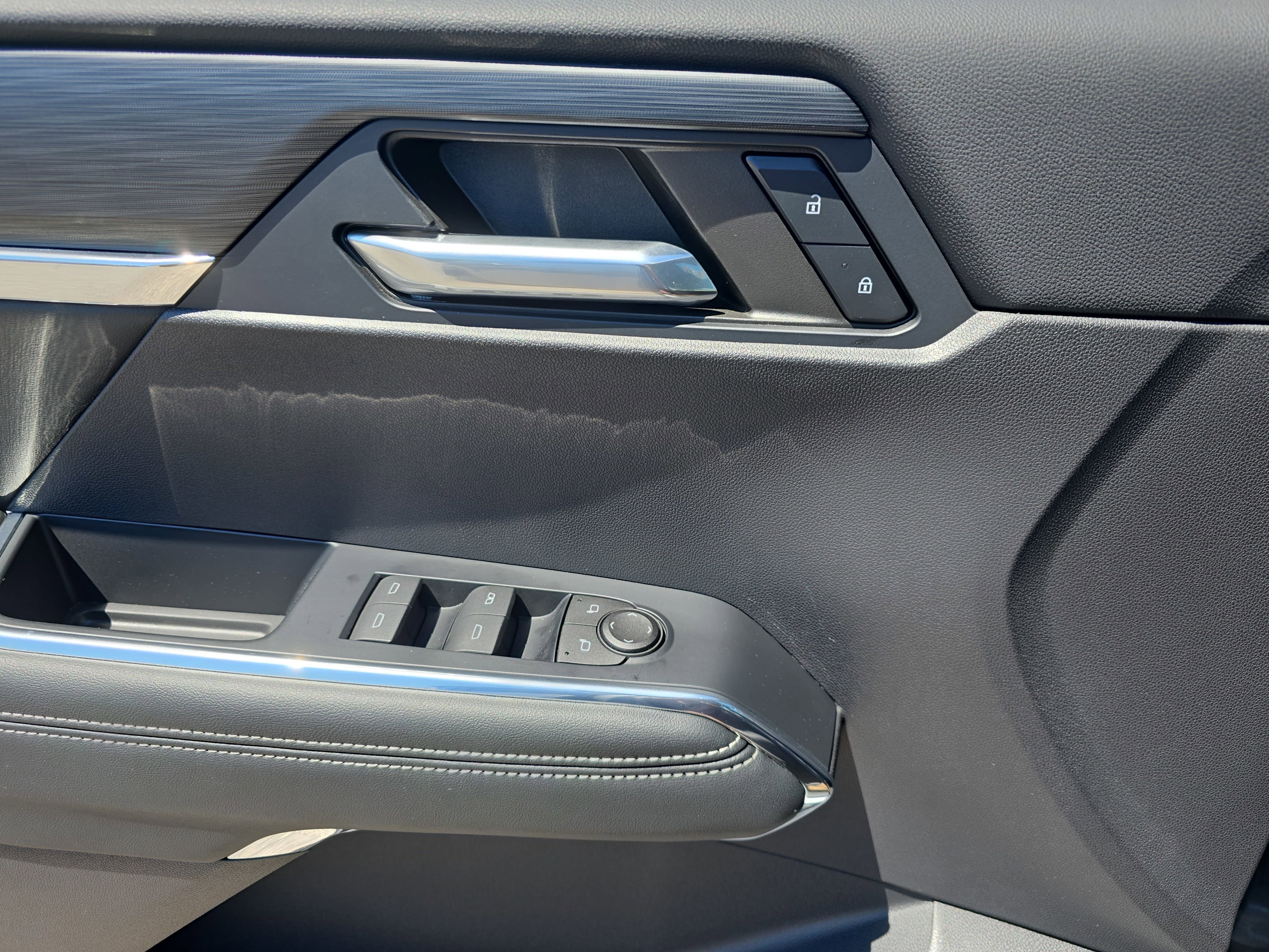 2024 GMC Acadia FWD Elevation