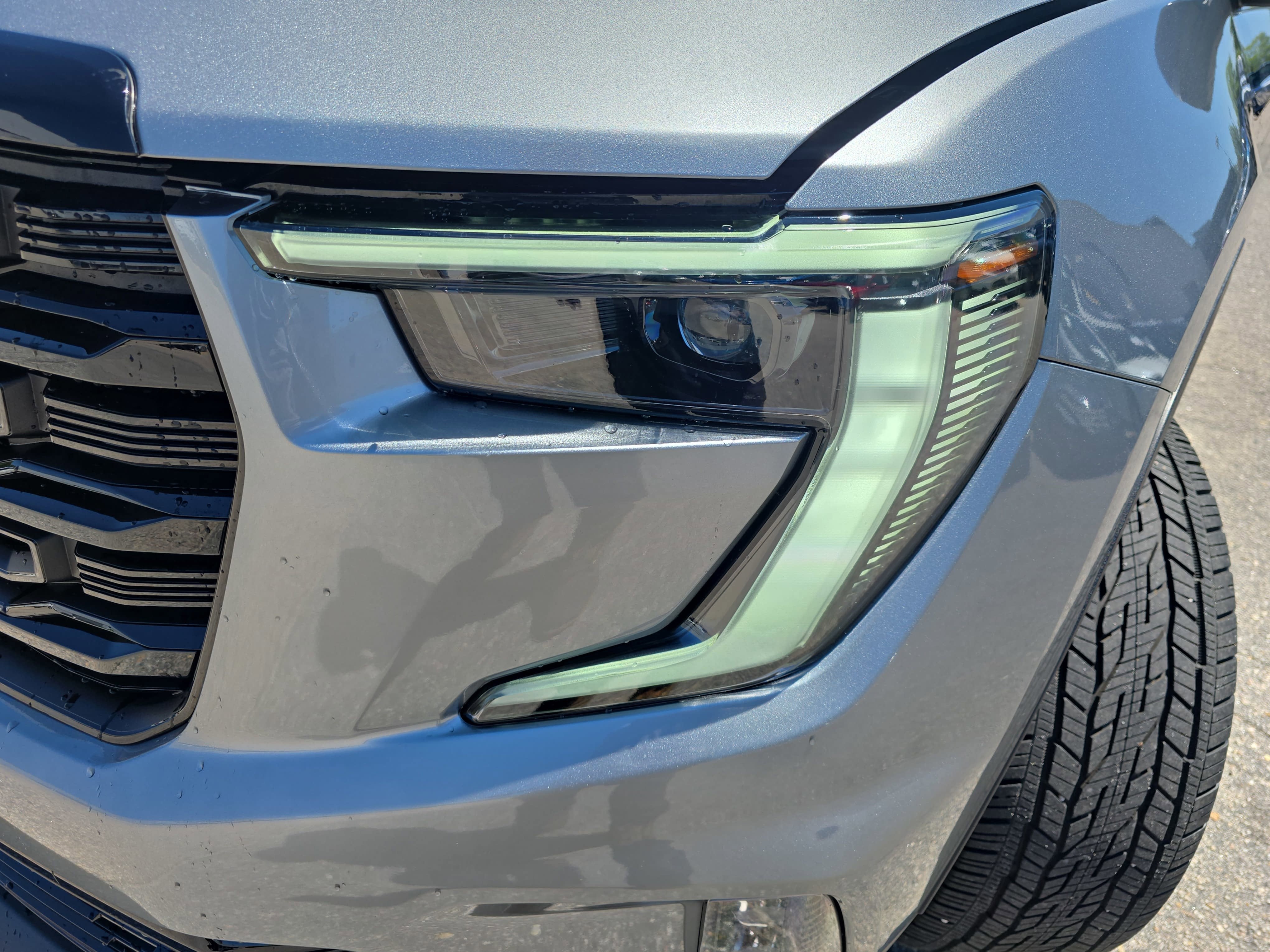 2024 GMC Acadia FWD Elevation