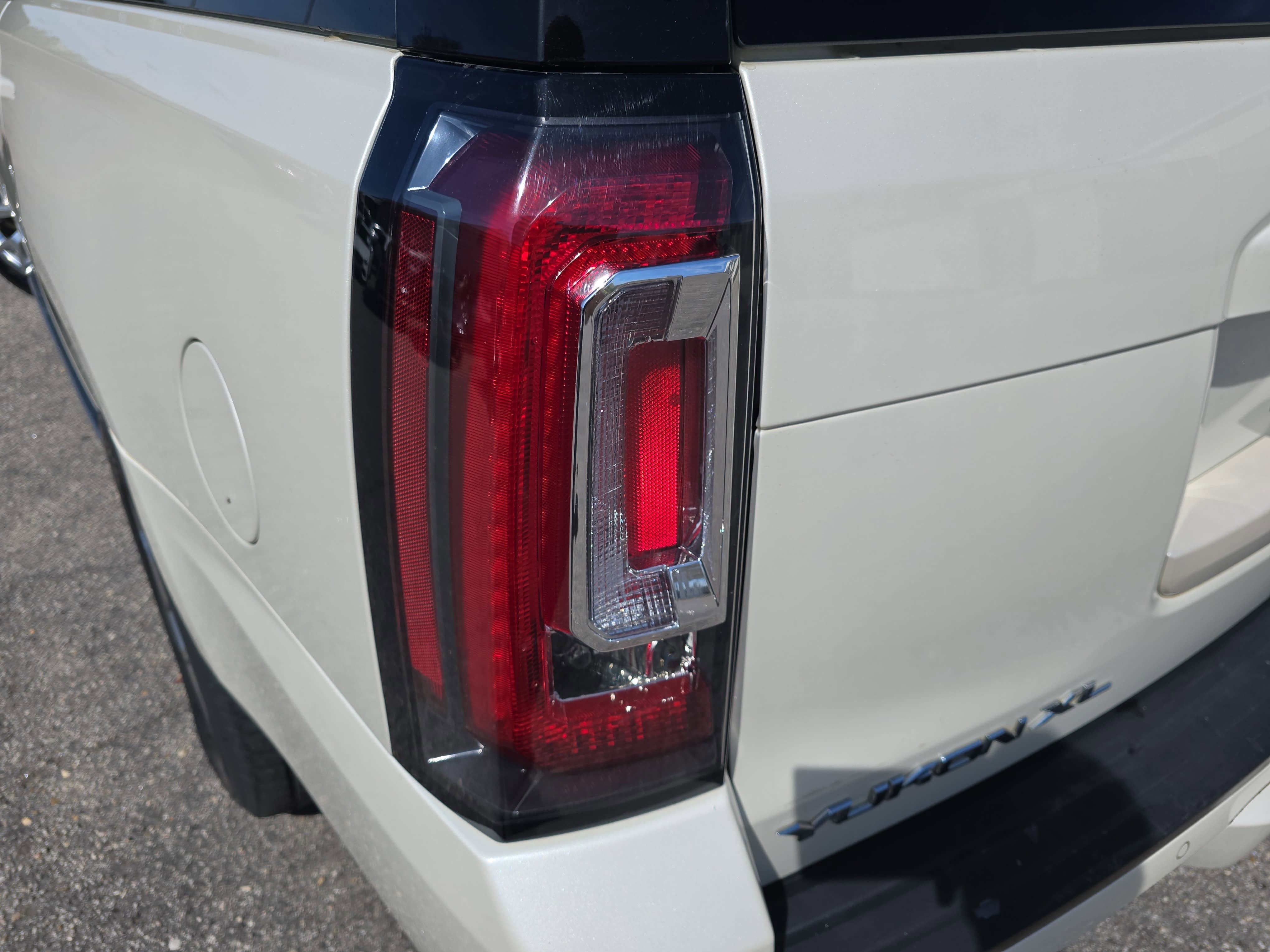 2015 GMC Yukon XL SLT