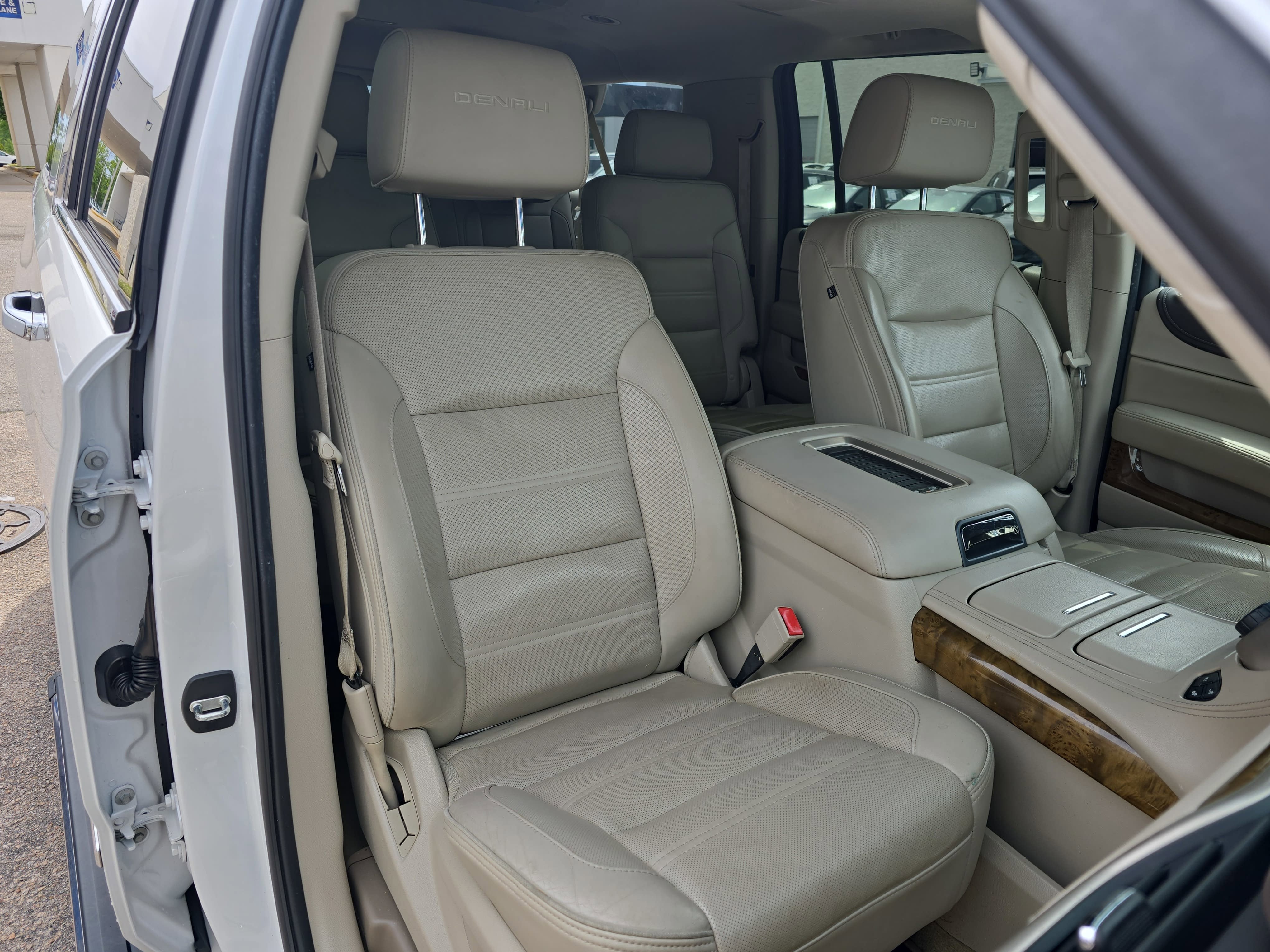 2017 GMC Yukon XL Denali